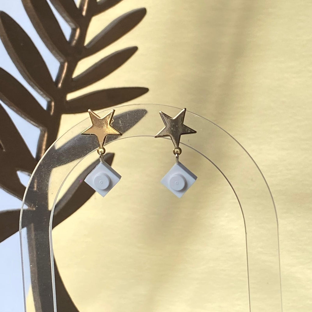 Mini Golden Star Earrings - Les Chanteuses