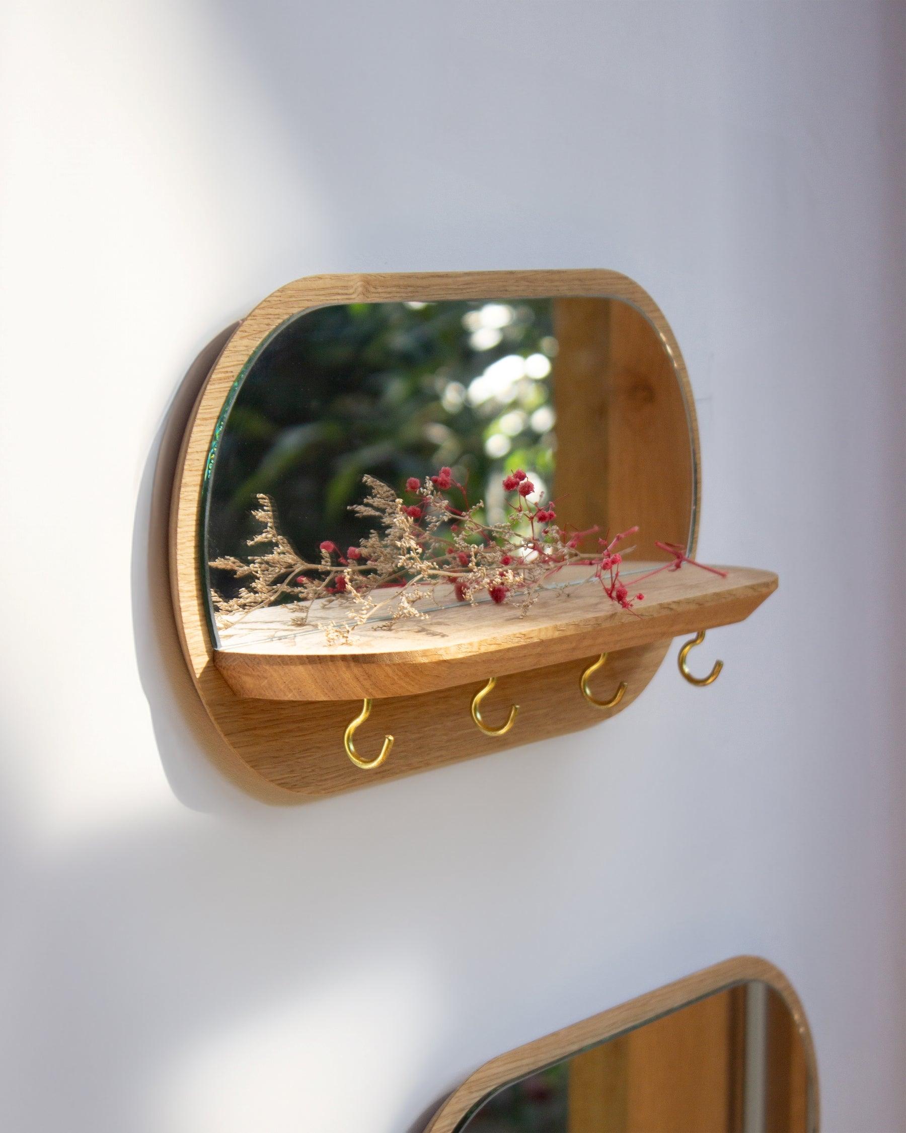 Mini moonlight - Miroir en chêne avec étagère et crochets