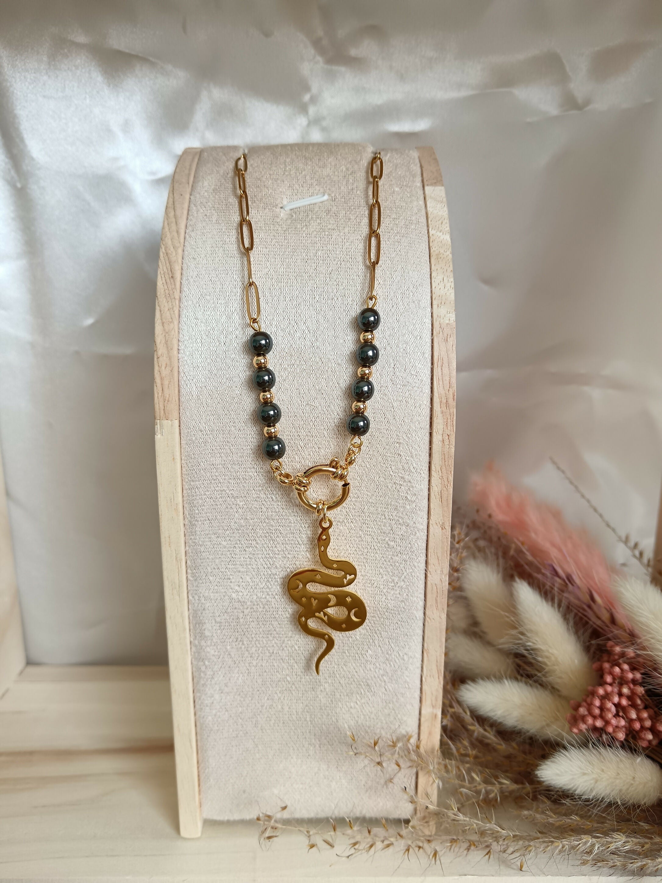 collier snake piece unique