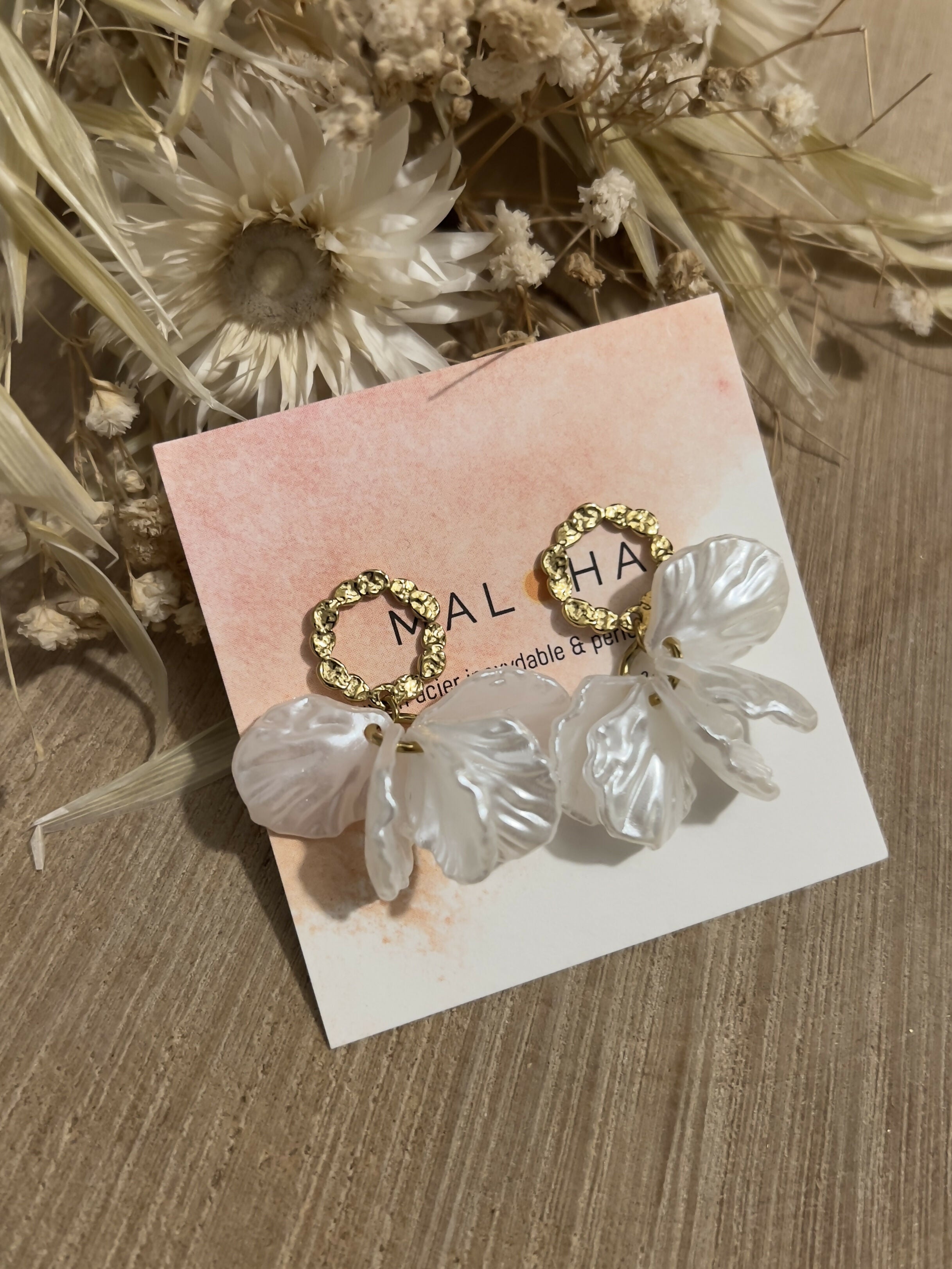 HAMMERED CIRCLE EARRINGS + WHITE PETALS