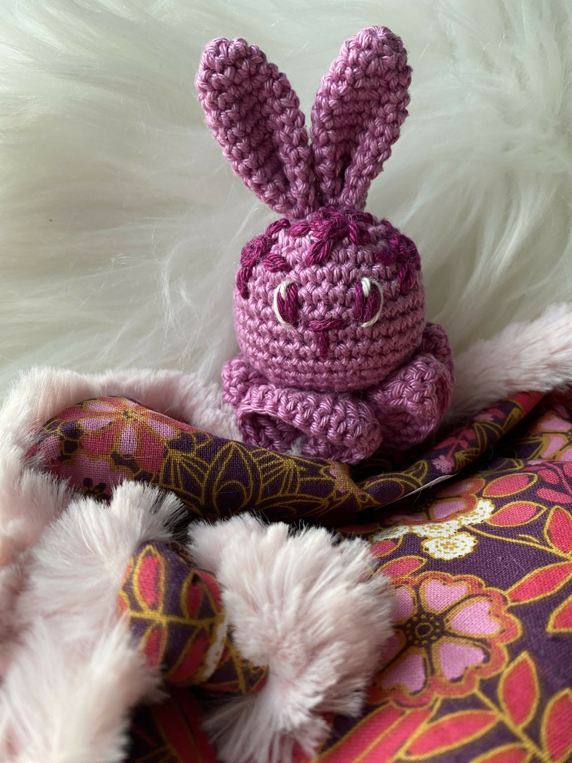 LAPIN FLEURS VX ROSES2