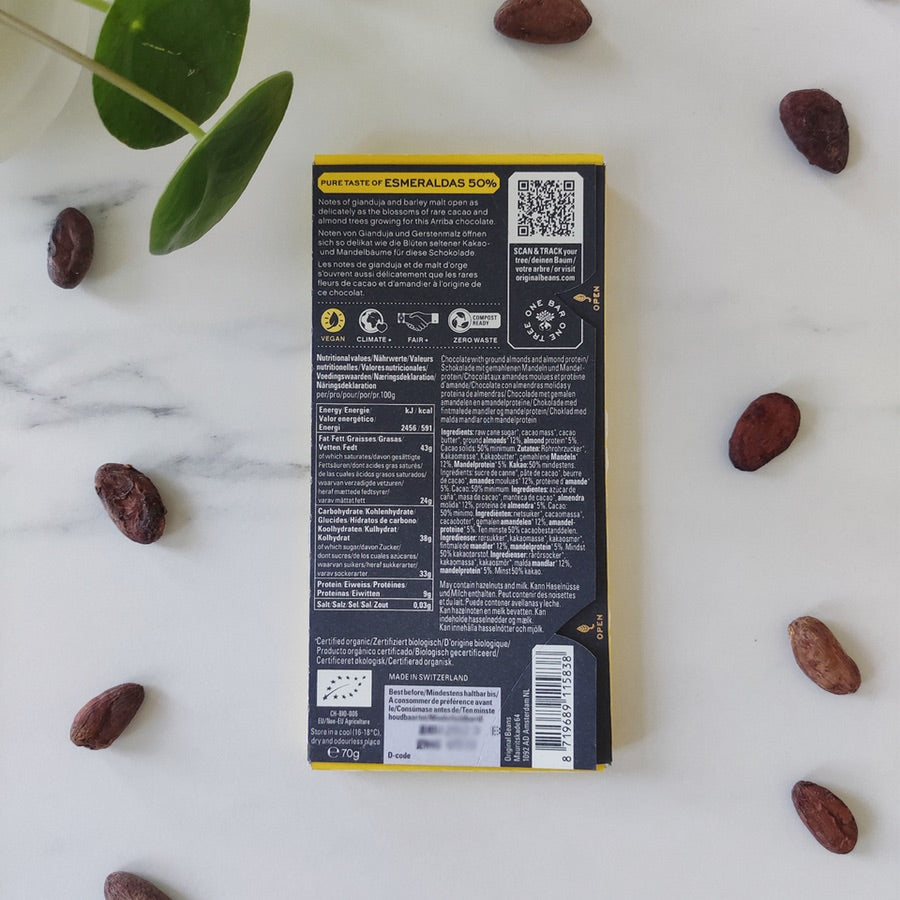 Original Beans Chocolat Bean-to-Bar au Lait Vegan dark milk vegan  tablette de chocolat  tablette chocolatée  Tablette chocolat  sensation chocolatée  plaquette de chocolat  plaisir d'offrir chocolat  Original Beans  offrir du chocolat  meilleurs chocolats  Chocolats originaux  chocolatier  chocolat équitable  chocolat à offrir  Chocolat vegan  chocolat livraison  chocolat d'origine  chocolat d'exception  chocolat d'artisan  chocolat biologique