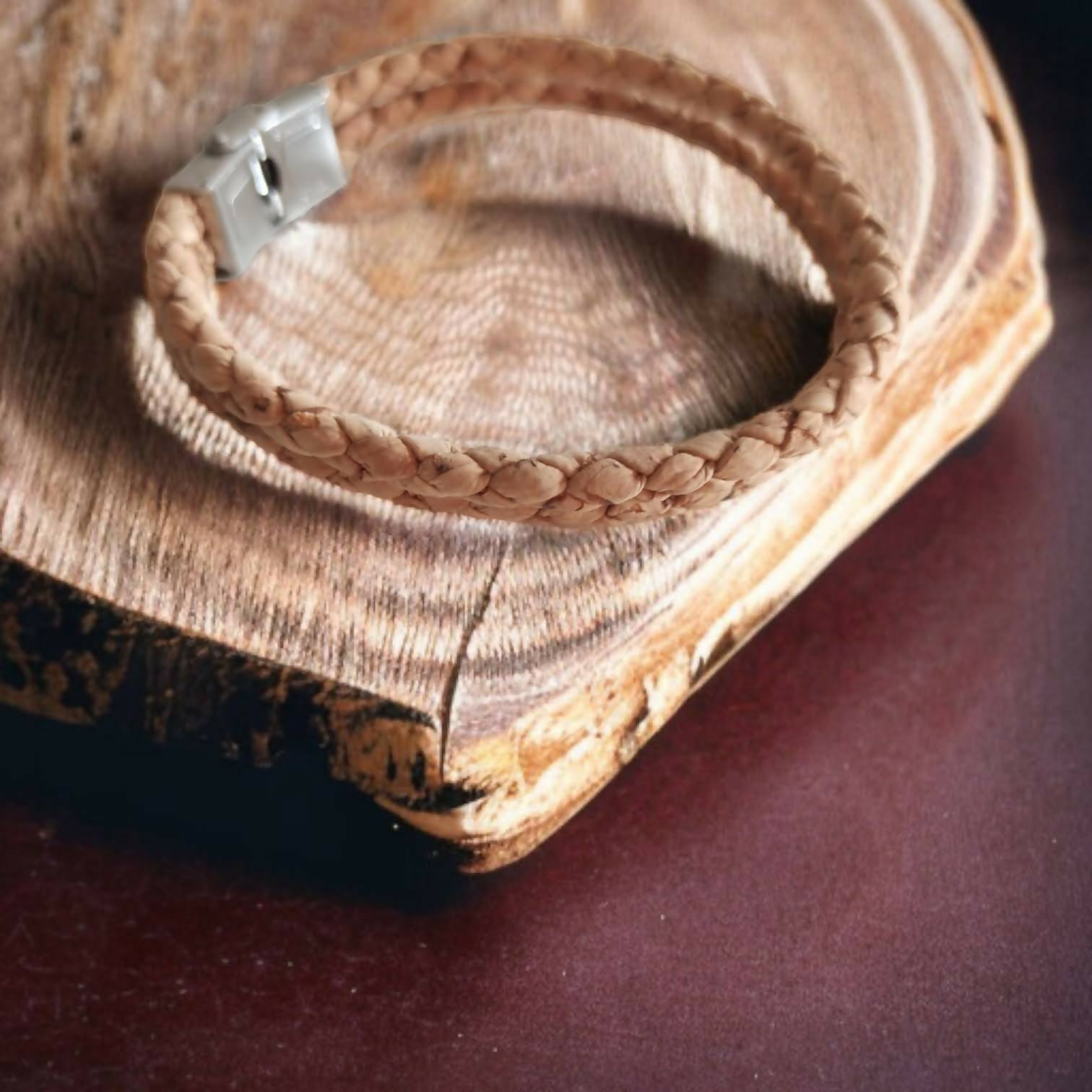 bracelet-en-liege-tresse-leo-karmyliege (1)