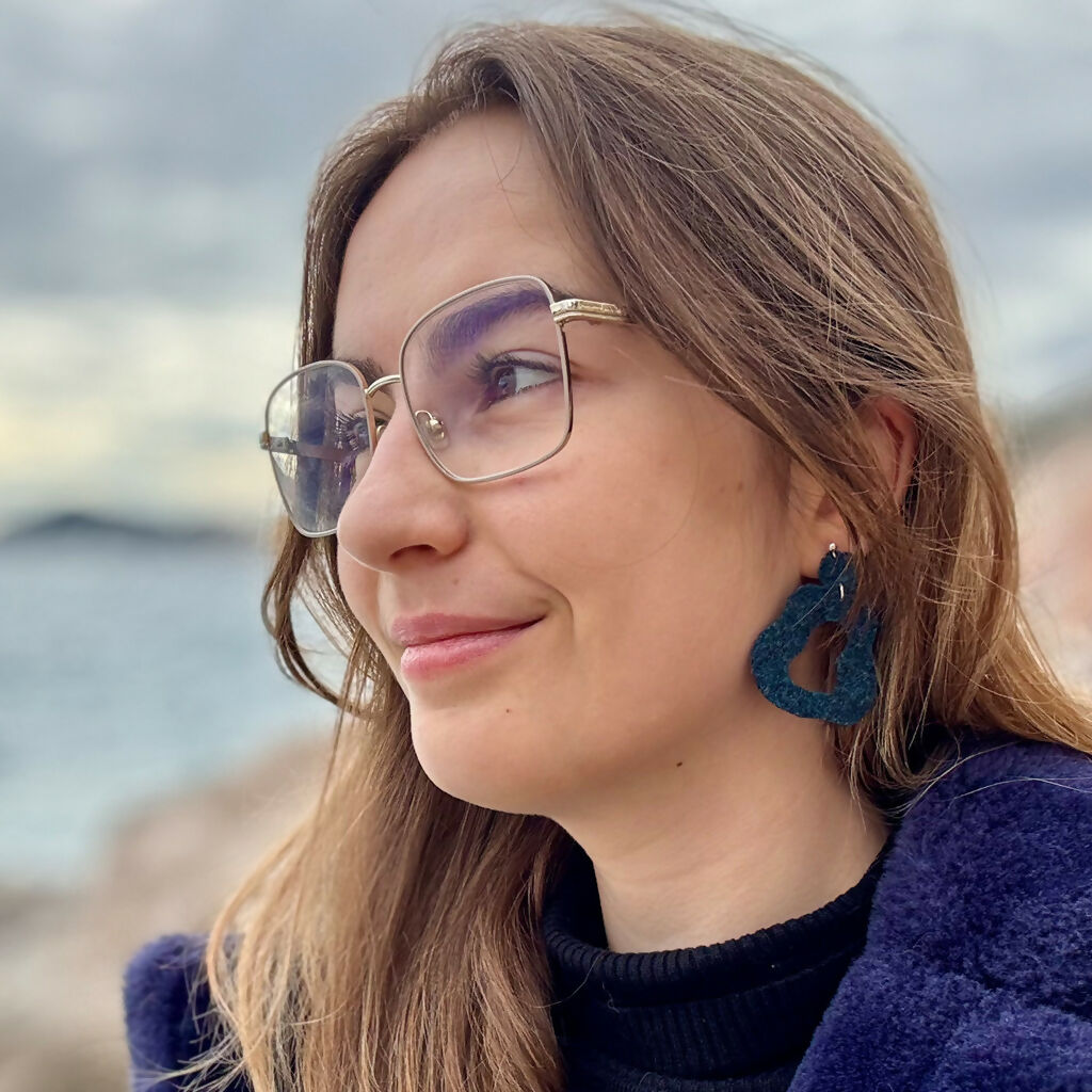 BOUCLES ONDINE BLEU F PORTE 2