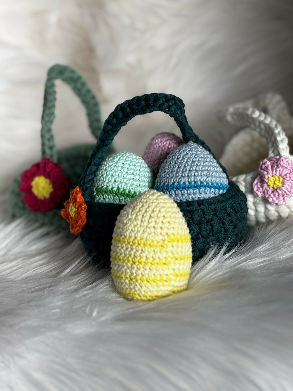 EASTER EGGS