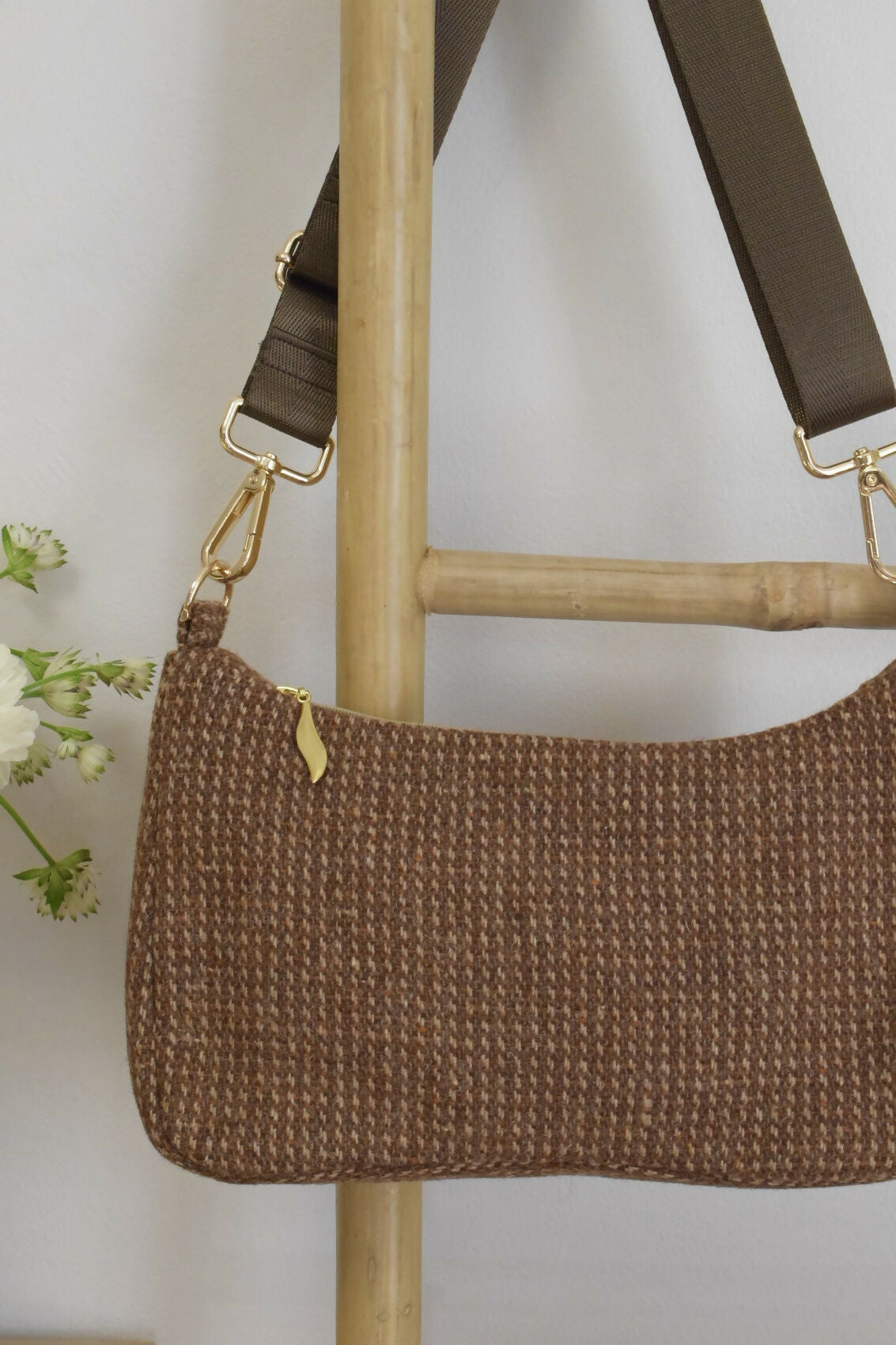 sac-baguette-laine-marron-tweed-chic-ethique-artisanale-fait-main-tendance-upcycling-4