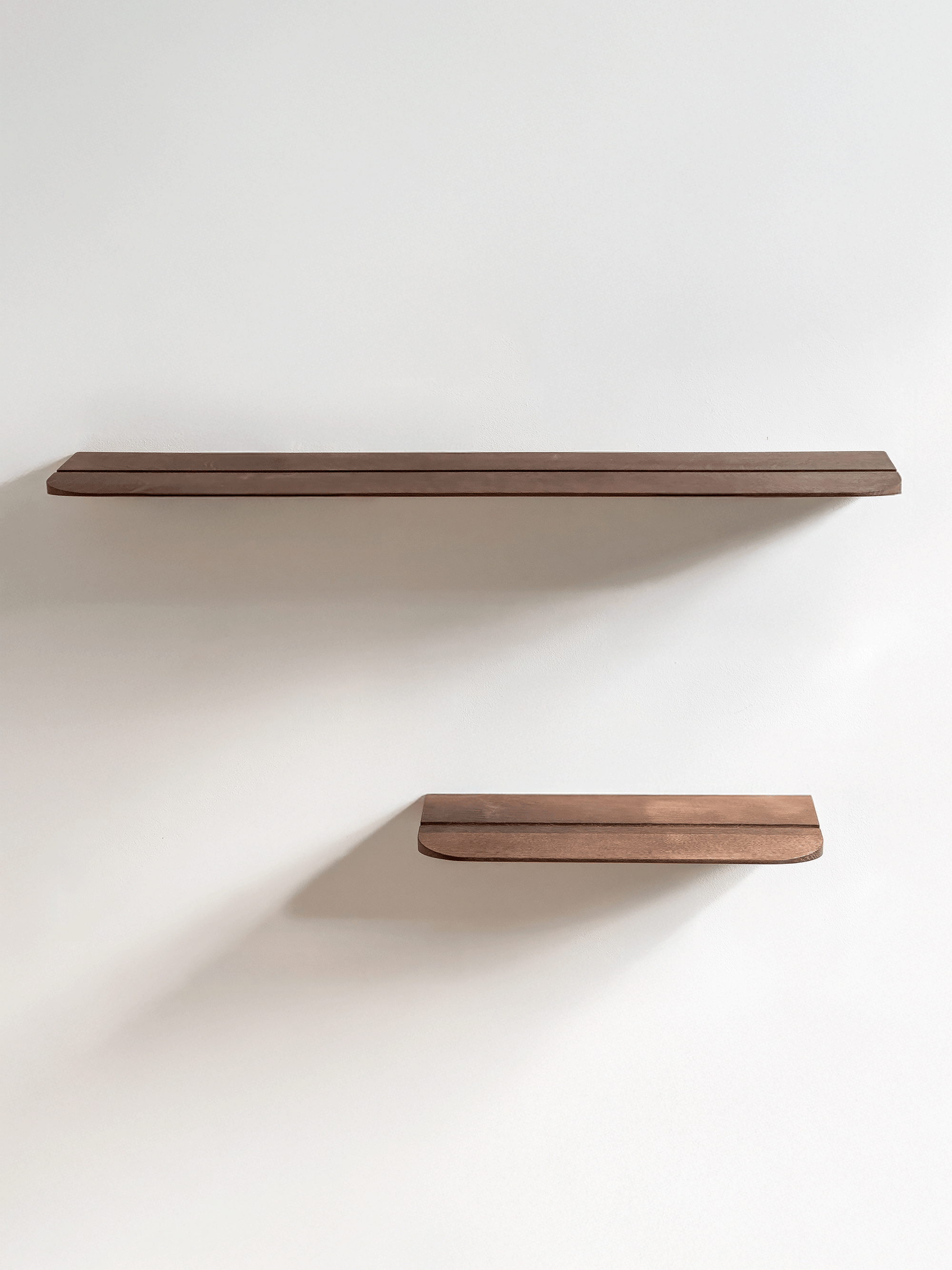 Sillon - Étagères en chêne naturel & teinté