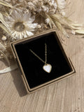 Natural mother-of-pearl small heart necklace