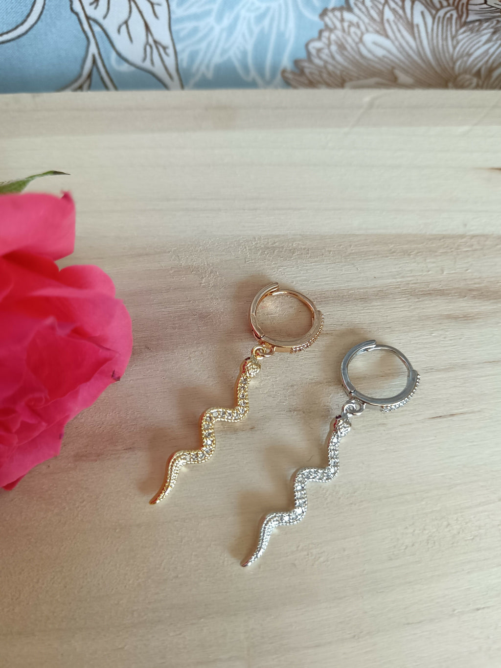 mono boucle snake