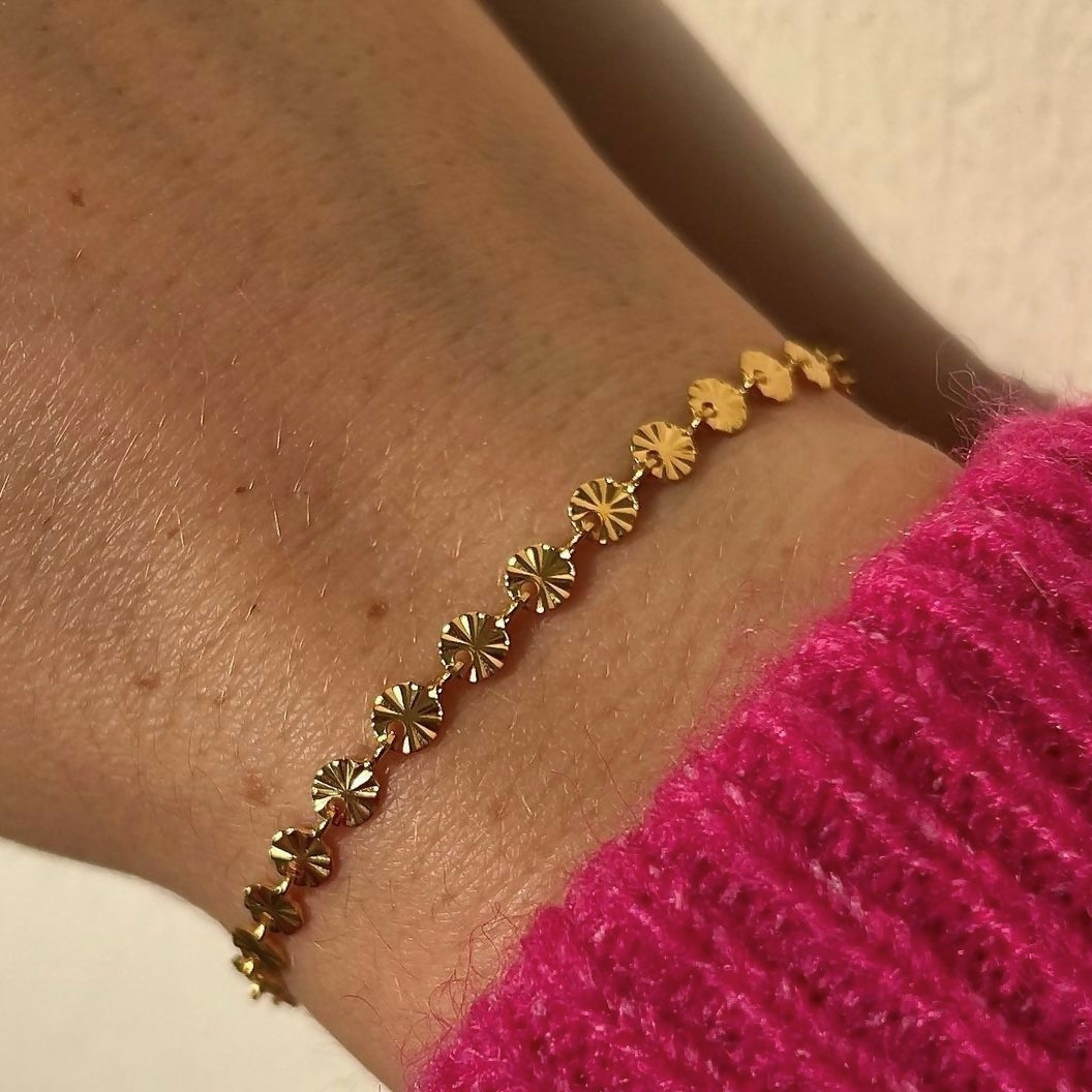Bracelet petits soleils dorés