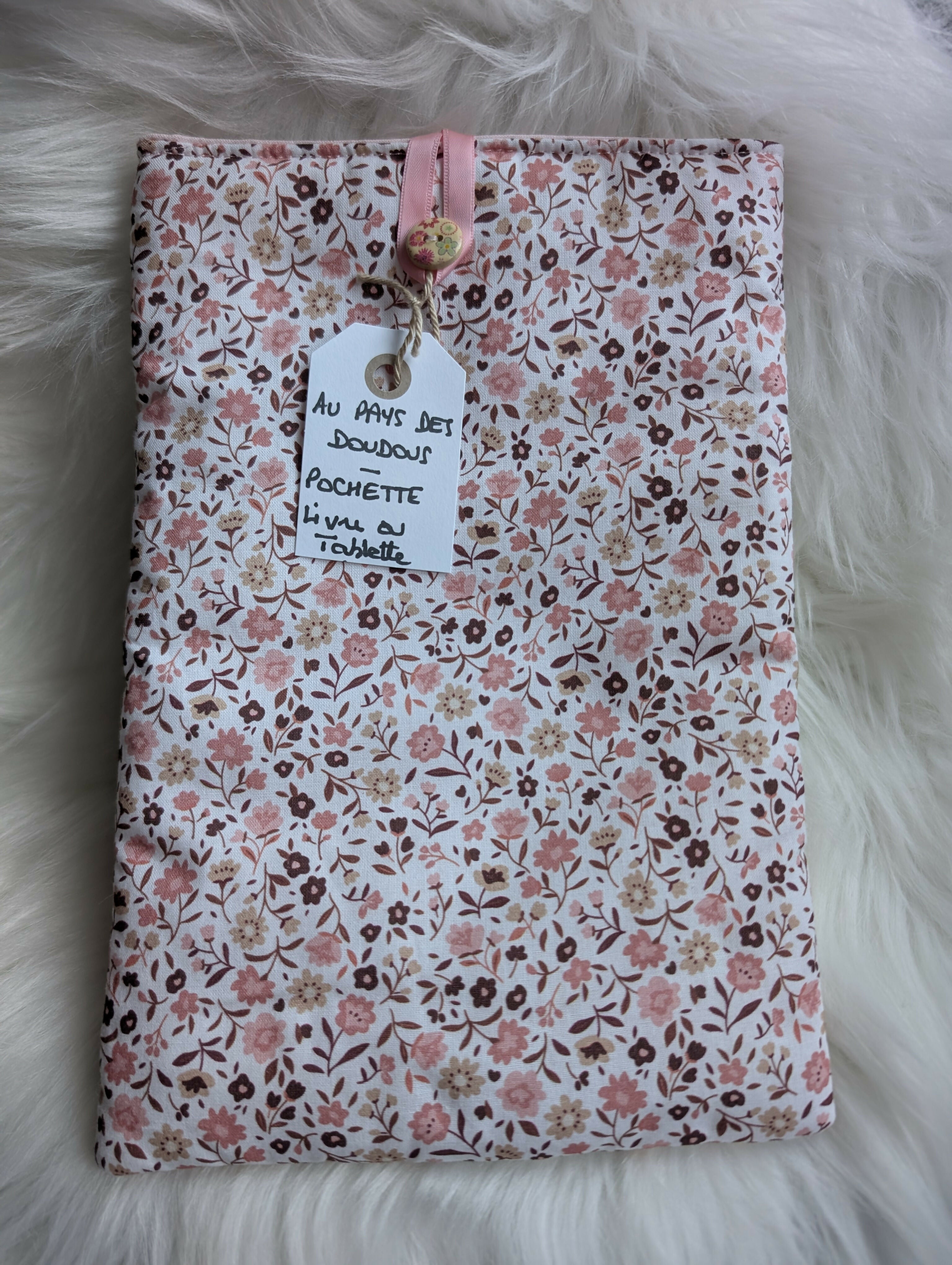 BOOK OR TABLET POUCH