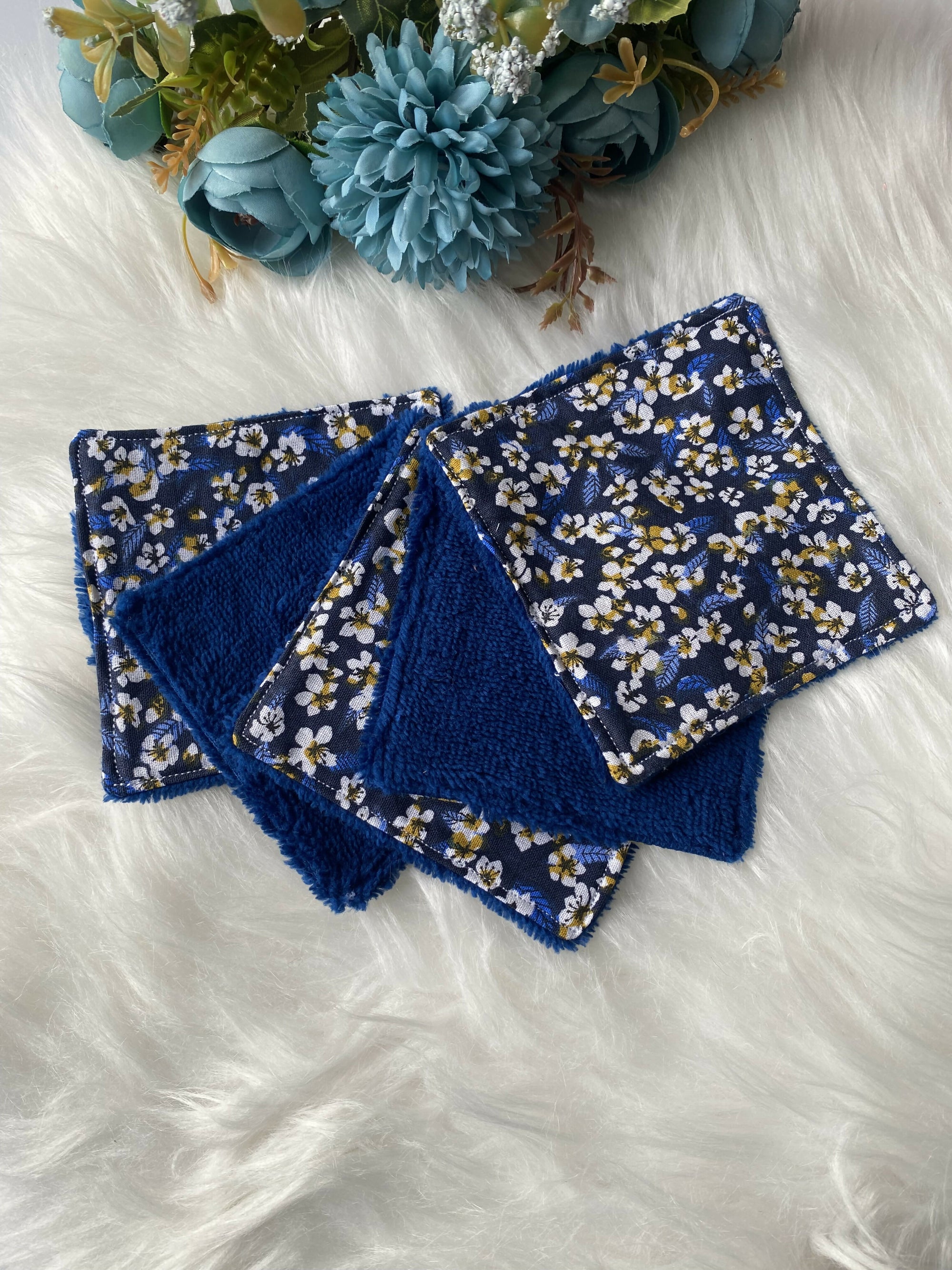 LINGETTES FLEURS BLEUES