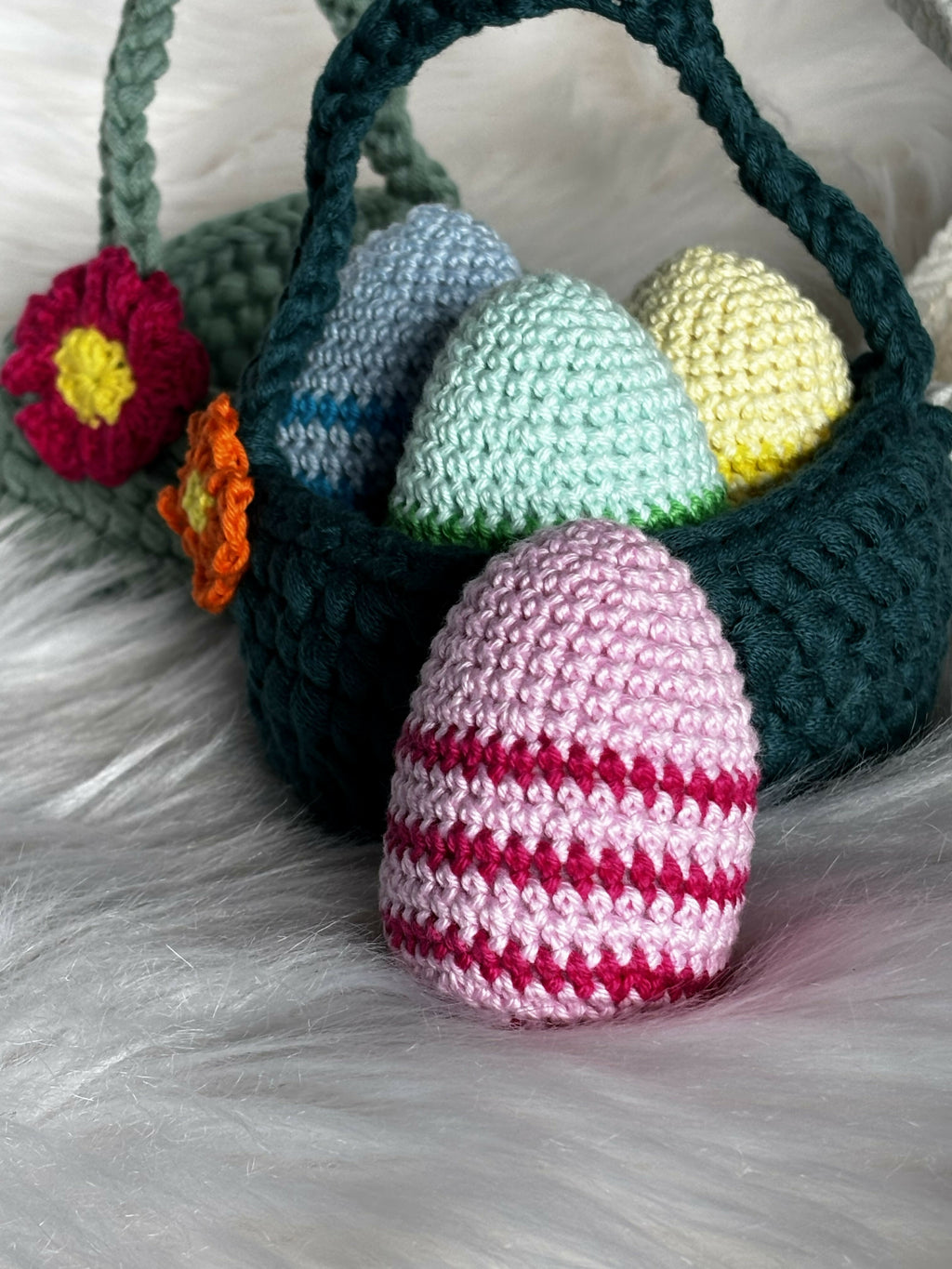 EASTER EGGS