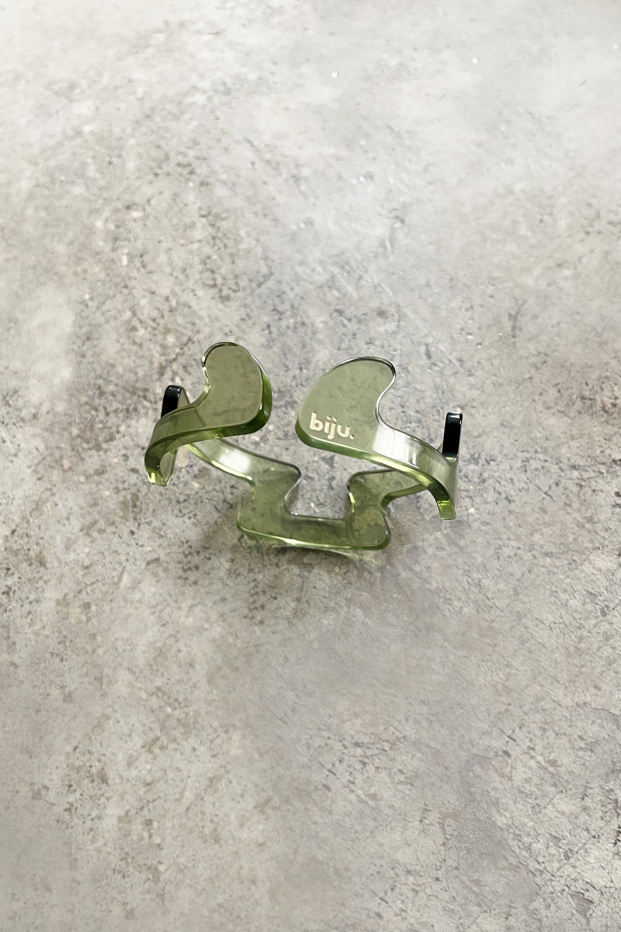 Bracelet vert bouteille