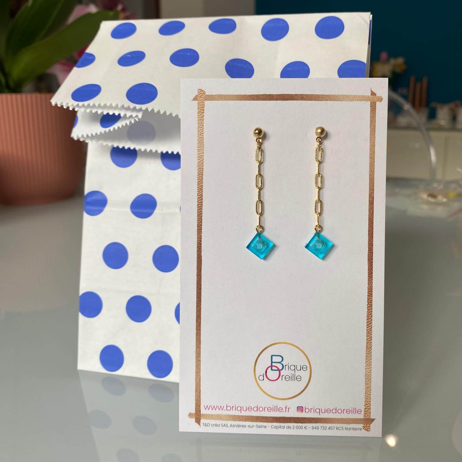 Boucles d'oreilles pendantes chaine & brique Lego® - Les Virevolteuses