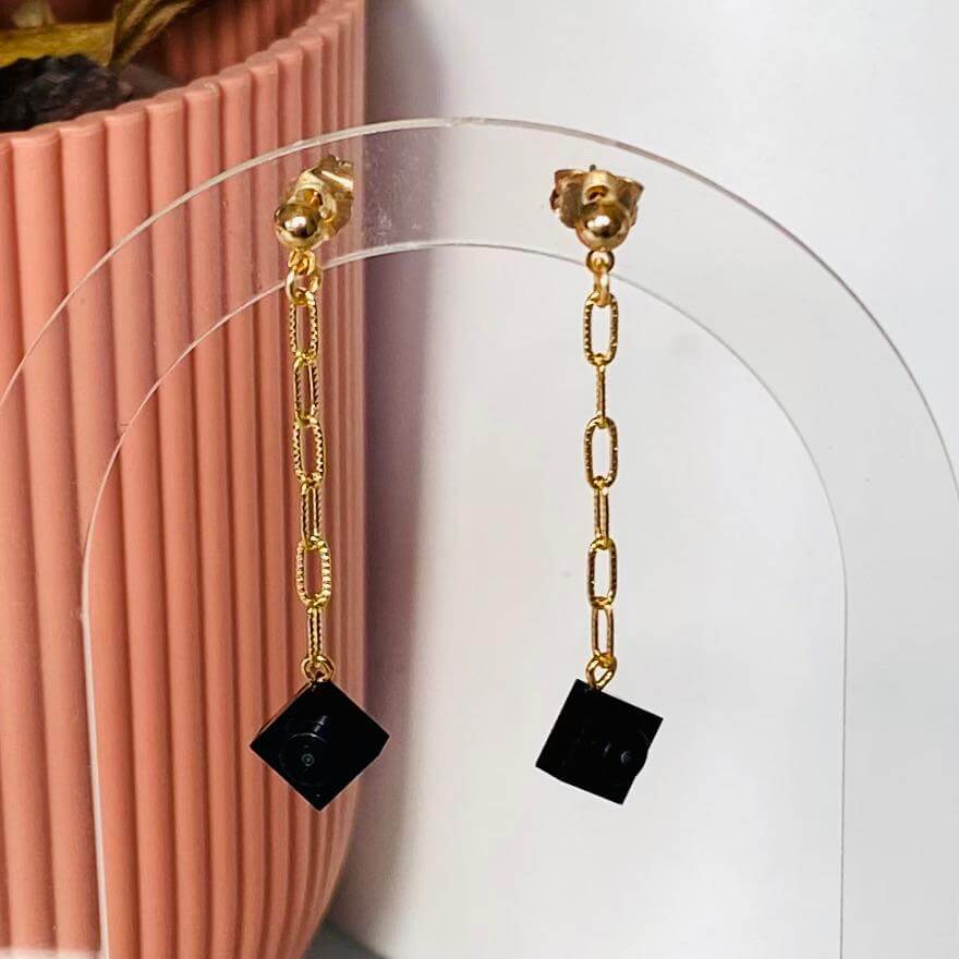 Boucles d'oreilles pendantes chaine & brique Lego® - Les Virevolteuses