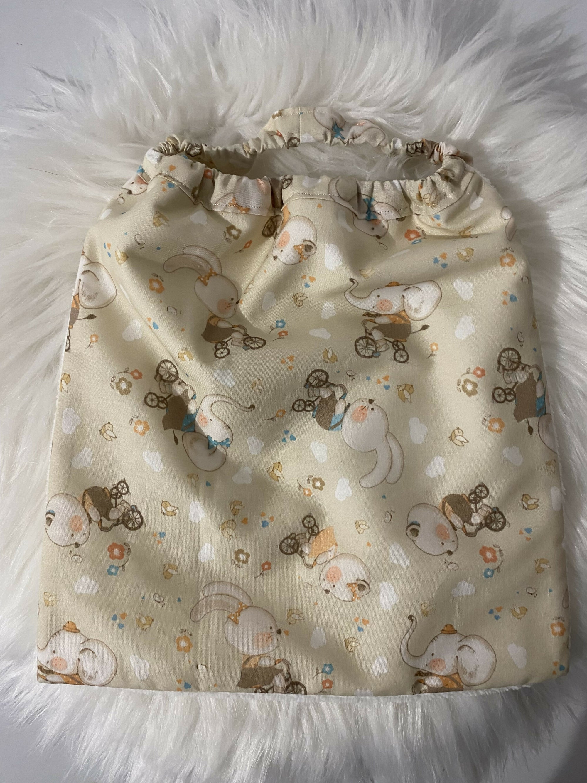 BAVOIR MATERNELLE OURSON VELO