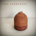 VASE CARROUSEL
