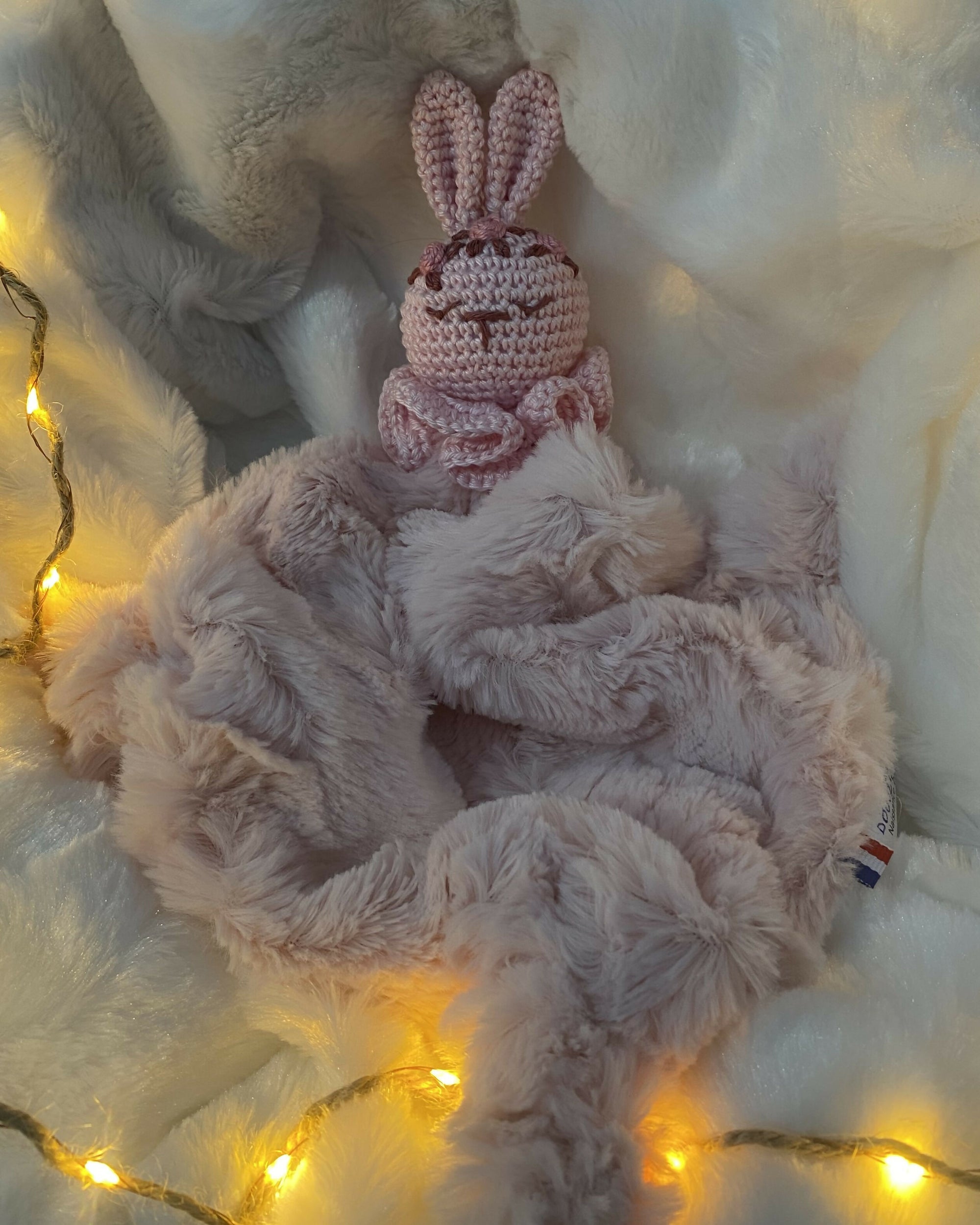 LAPIN ROSE FOURRURE1