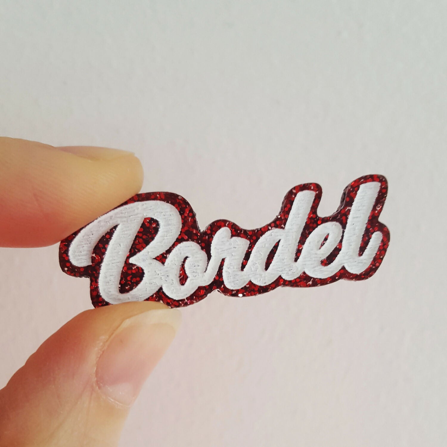 broche-bordel-decartonetdetoiles1
