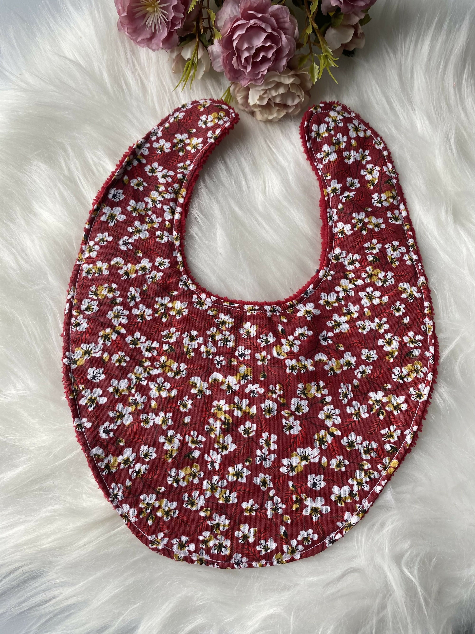 BAVOIR  FLEURS ROUGES