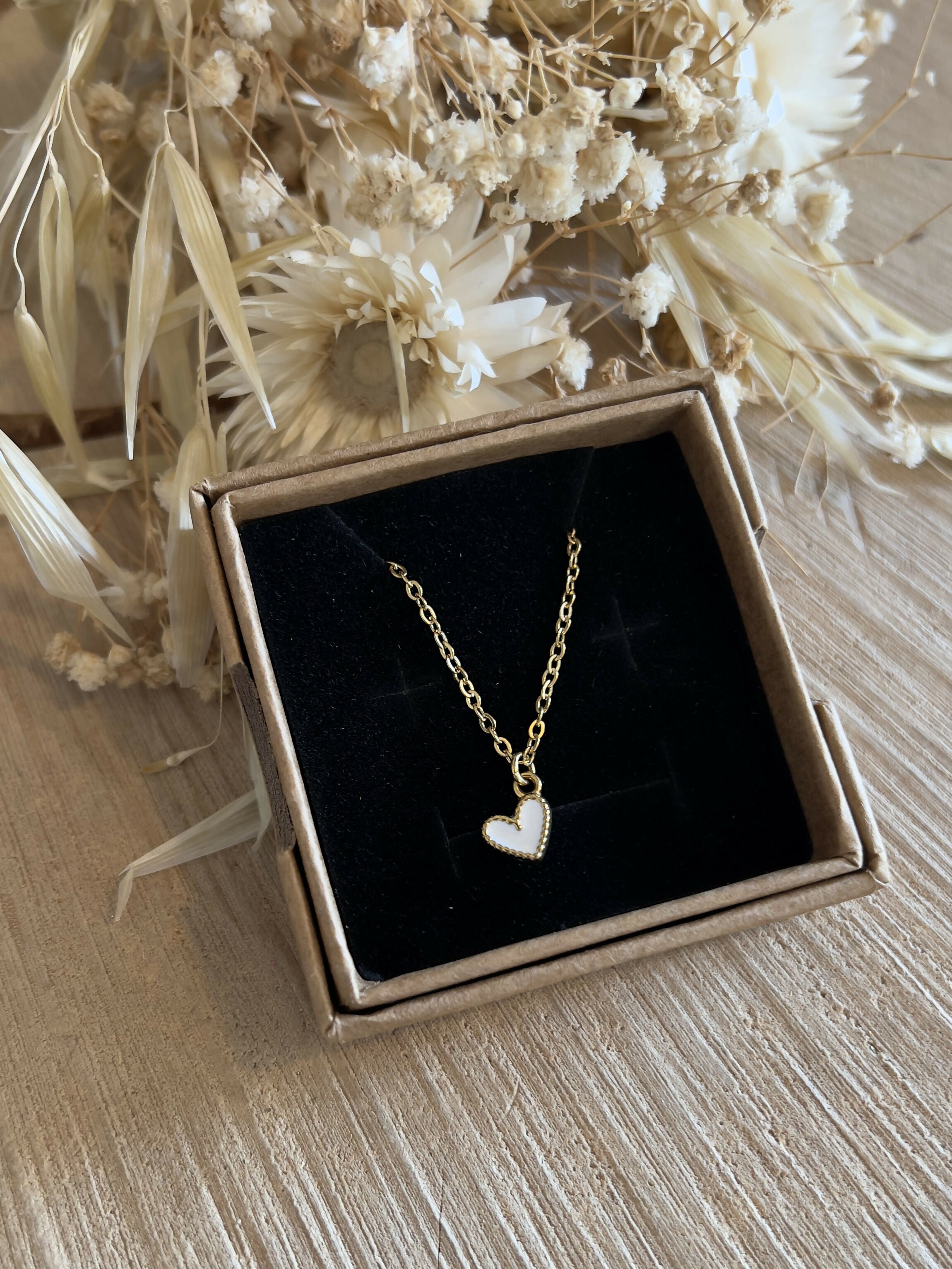 Small white heart necklace