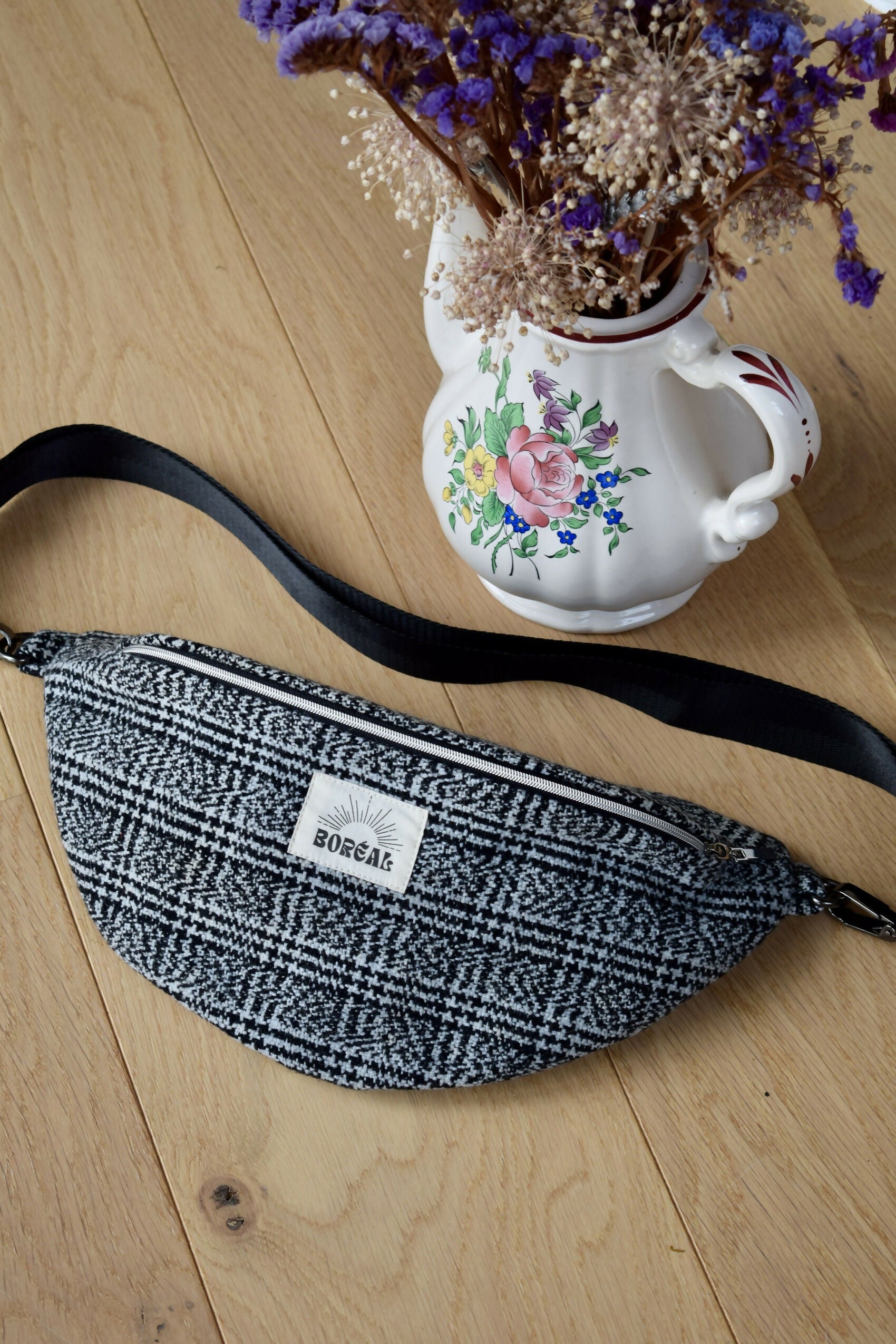 banane-noir-blanc-coton-laine-prince-galle-chic-ethique-artisanale-fait-main-tendance-upcycling