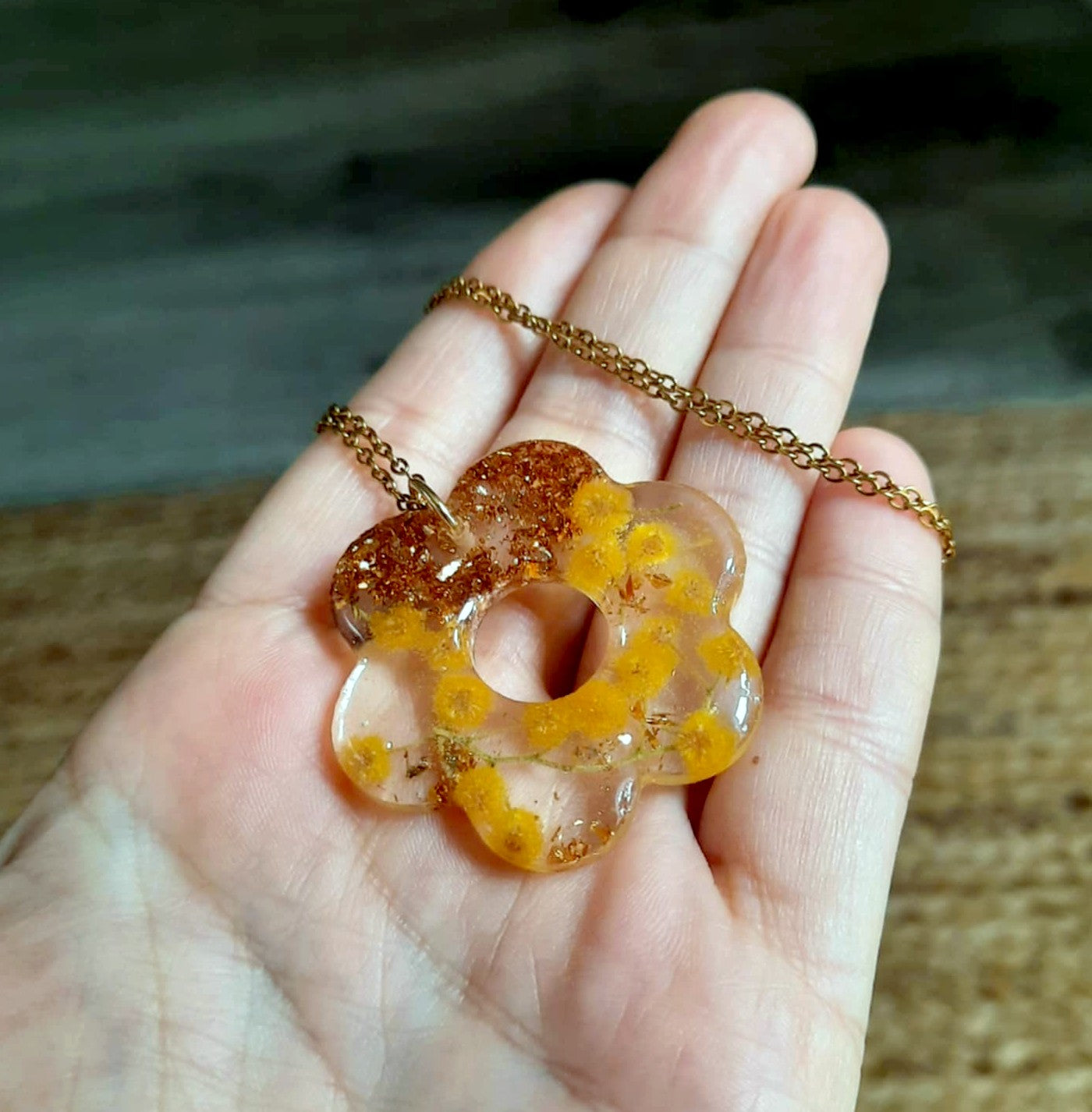 Collier, Mimosa