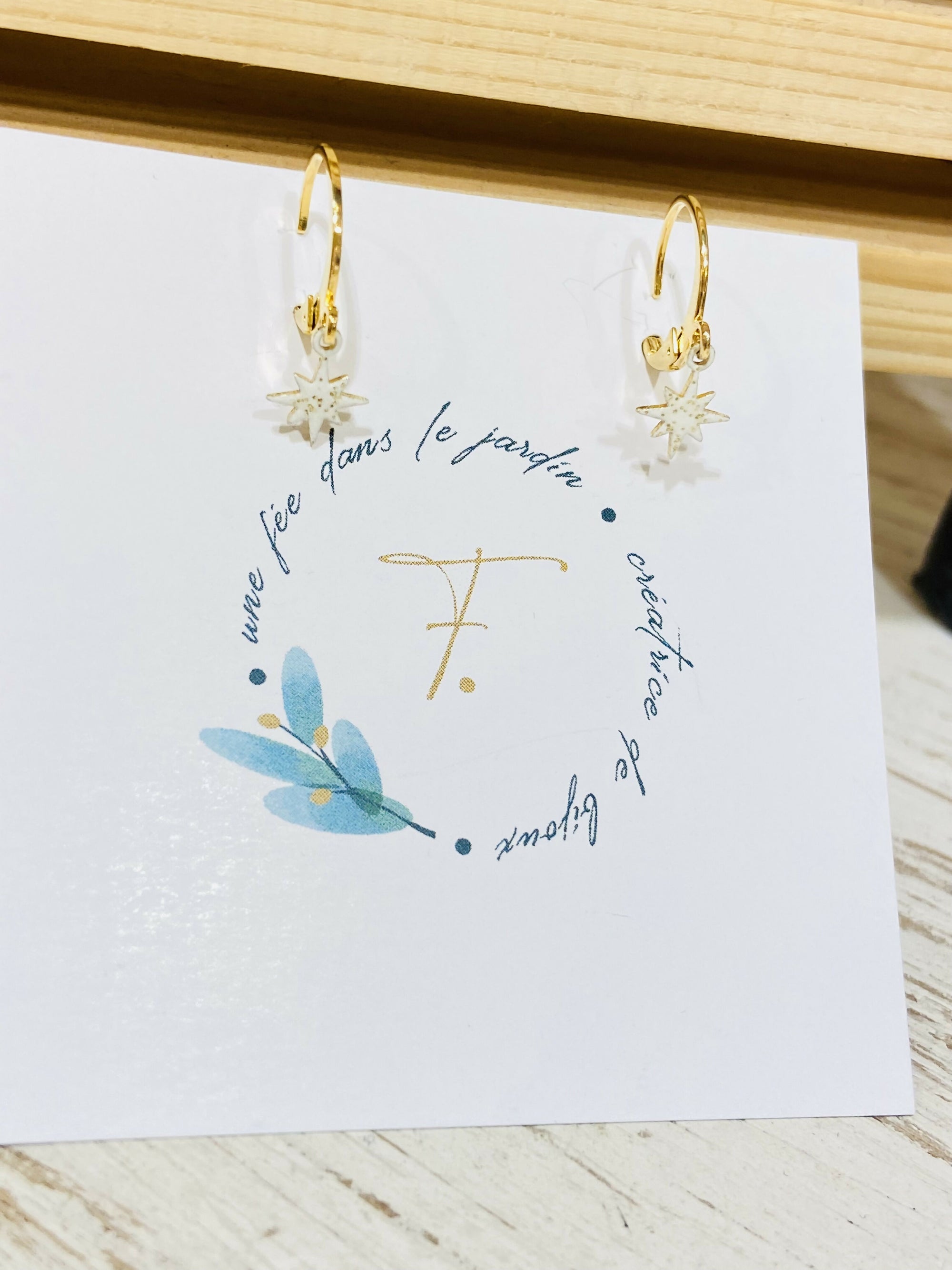 Boucles d'oreilles STELLAIRE doré