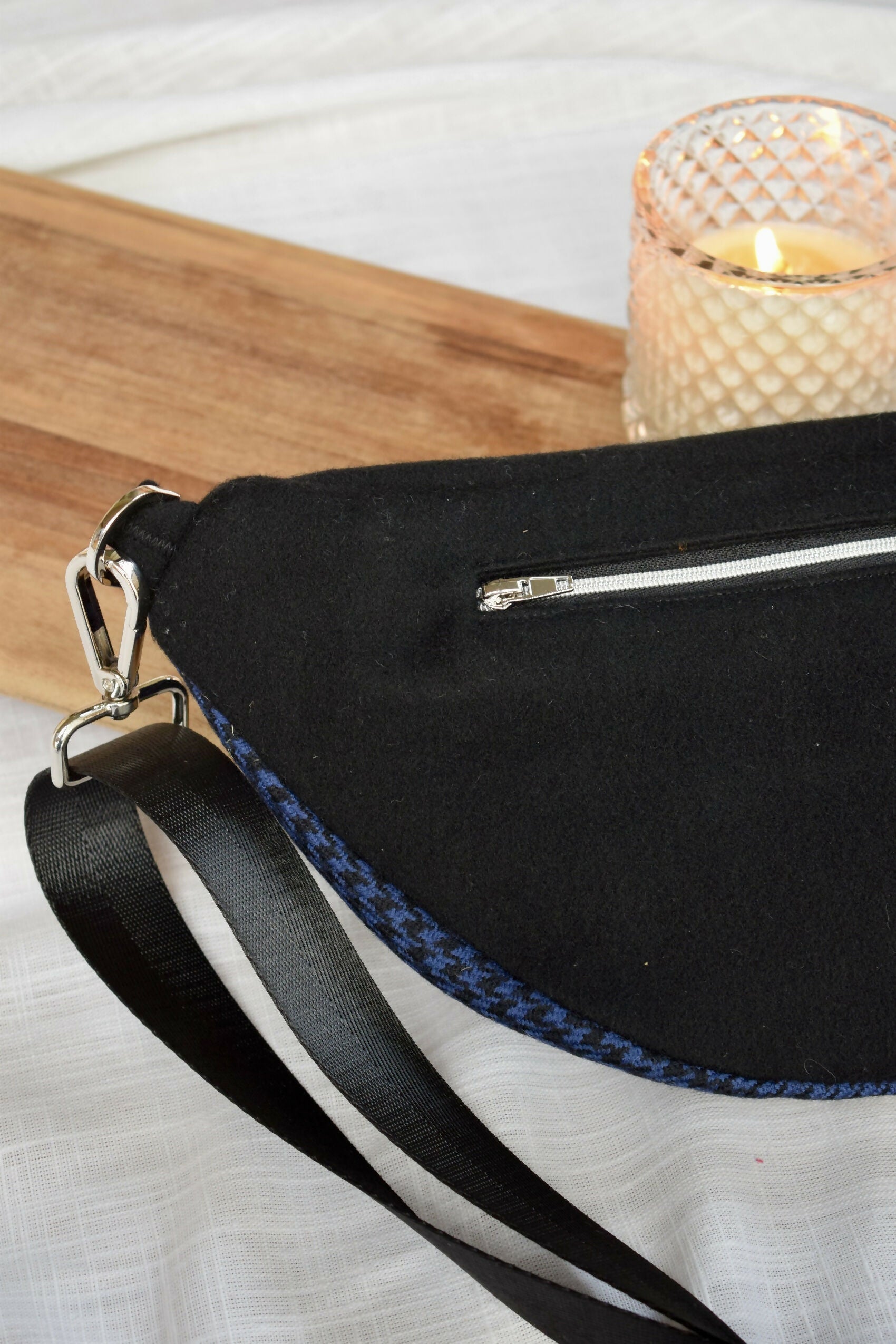 banane-bleu-marine-noir-coton-laine-pied-poule-chic-ethique-artisanale-fait-main-tendance-upcycling-2