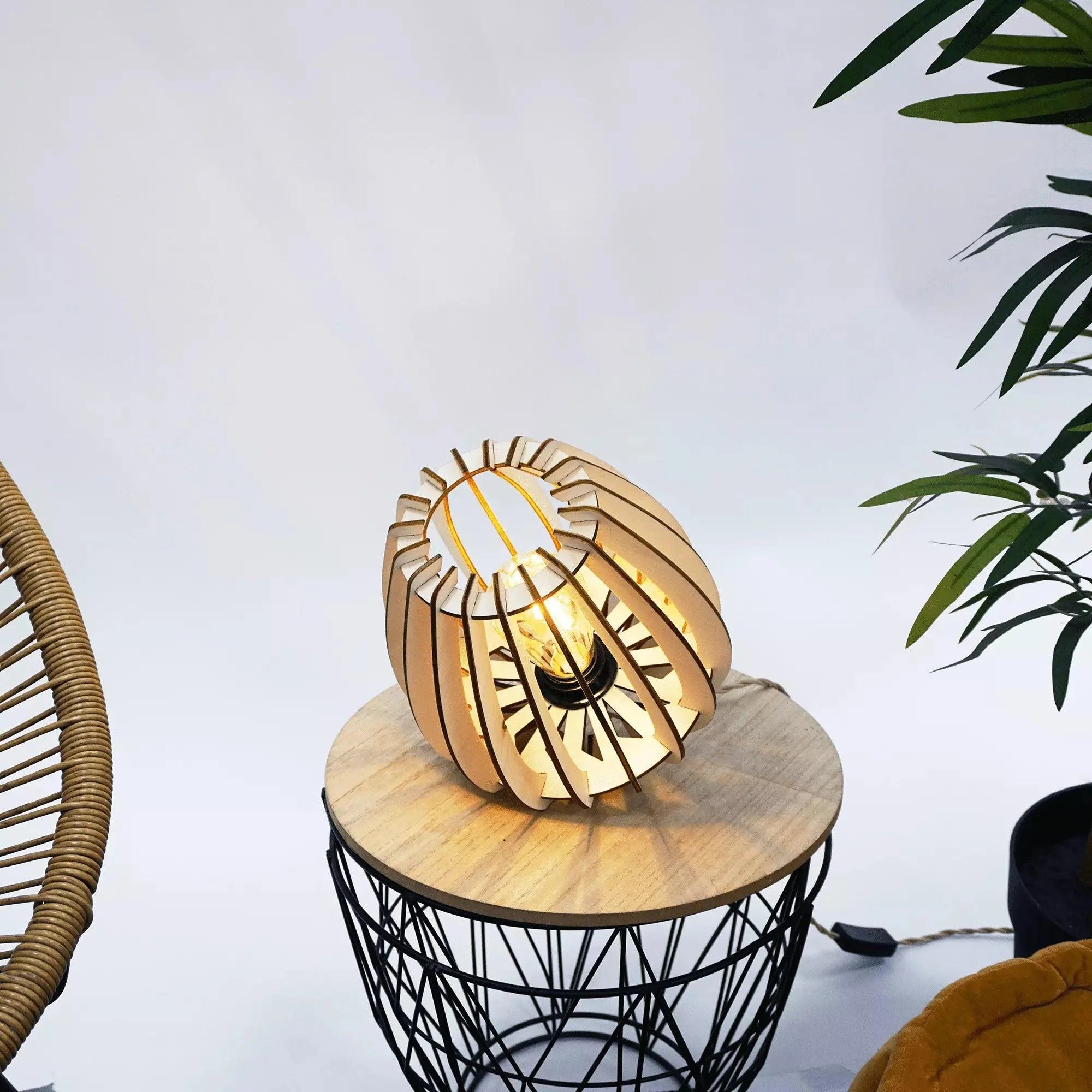 Atom | Table Lamp