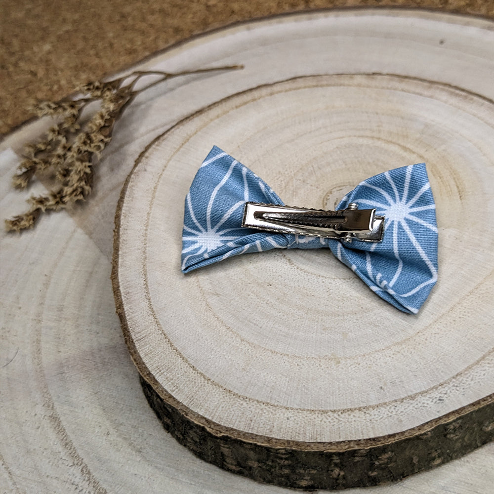 Barrette noeud coton brillant bleu