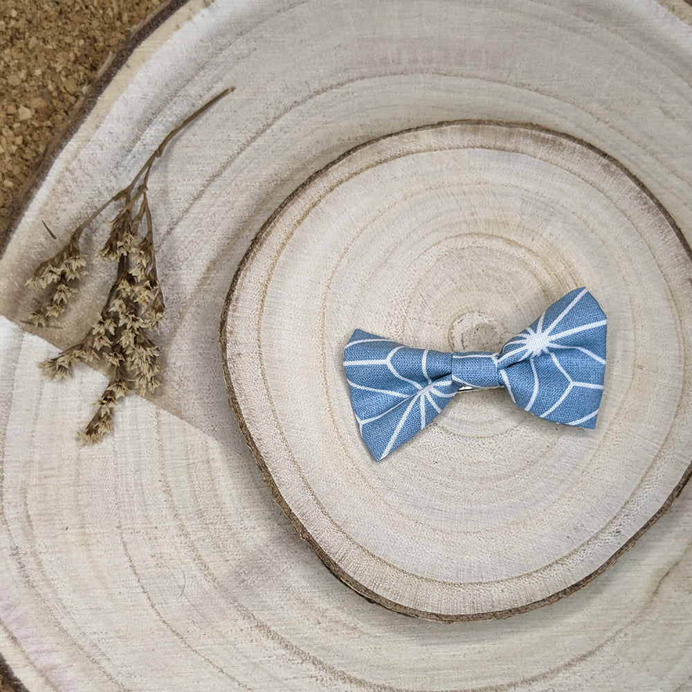 Barrette noeud coton brillant bleu