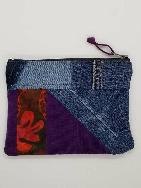 Petite pochette upcycling - Jean, velours, batik