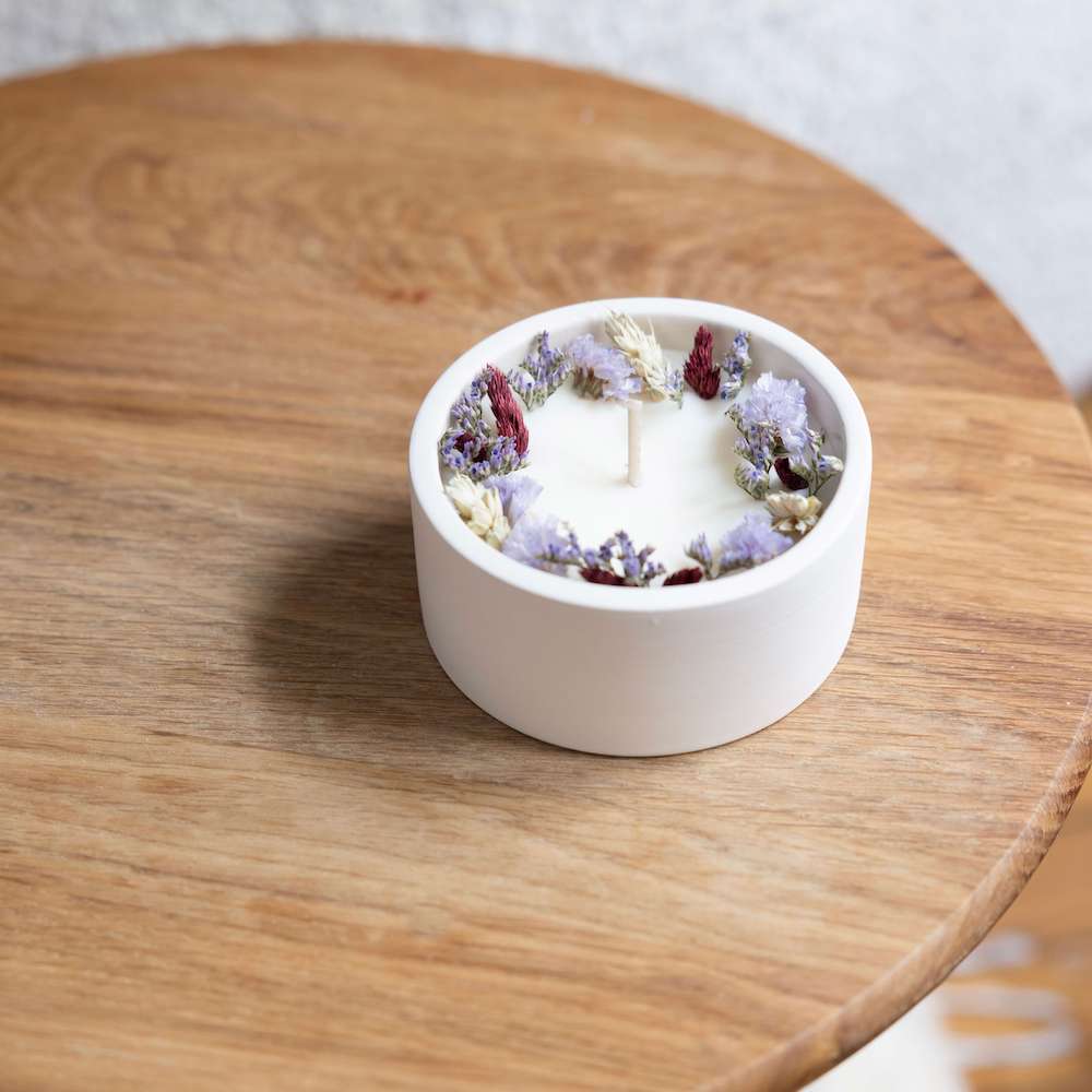 bougie-fleurie-parfum-de-cerise