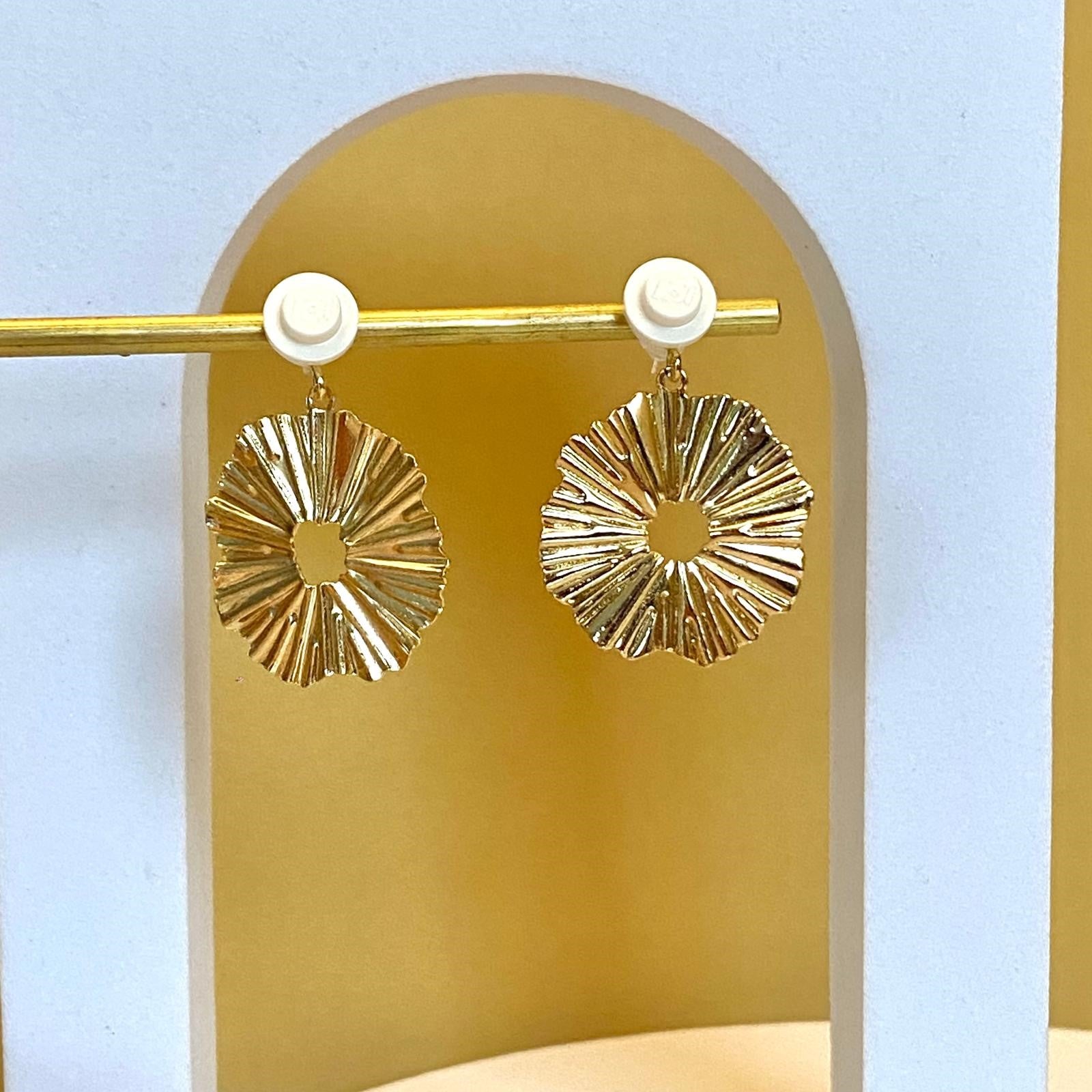 Boucles d'oreilles soleil pendantes - Les Lumineuses