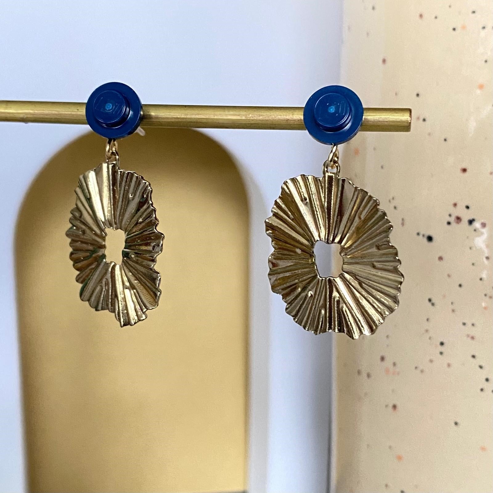 Boucles d'oreilles soleil pendantes - Les Lumineuses