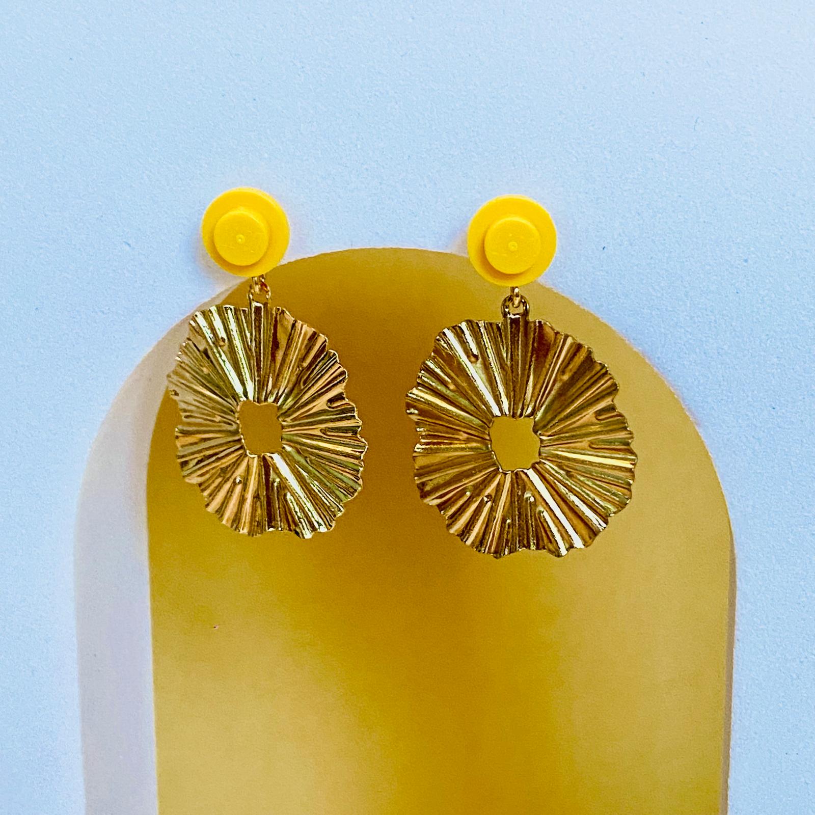 Boucles d'oreilles soleil pendantes - Les Lumineuses