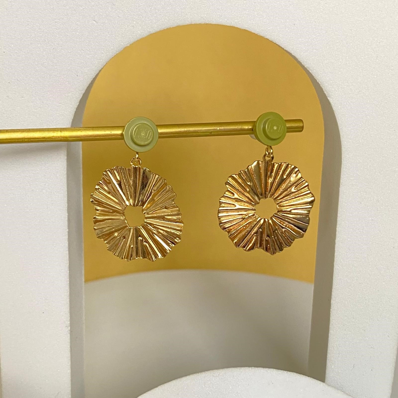 Boucles d'oreilles soleil pendantes - Les Lumineuses