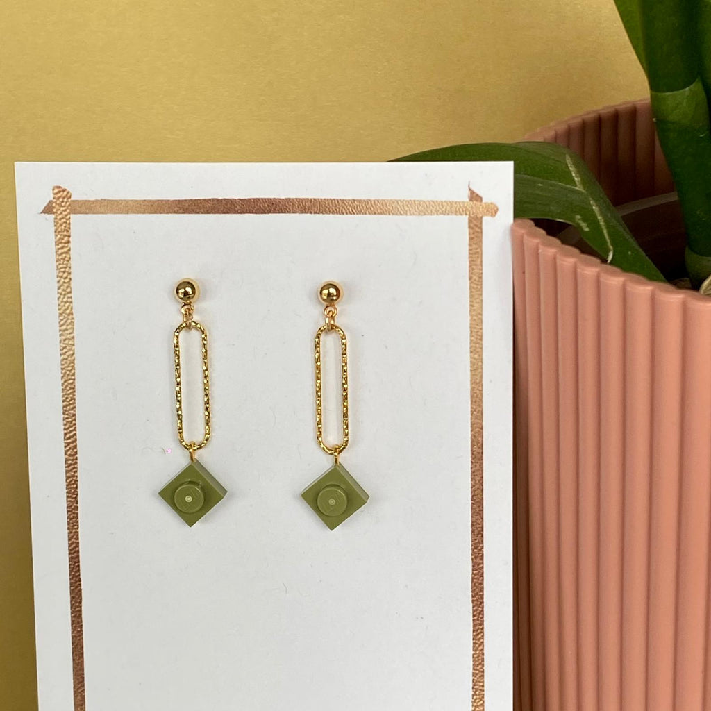Hammered effect gold earrings - Les Danseuses