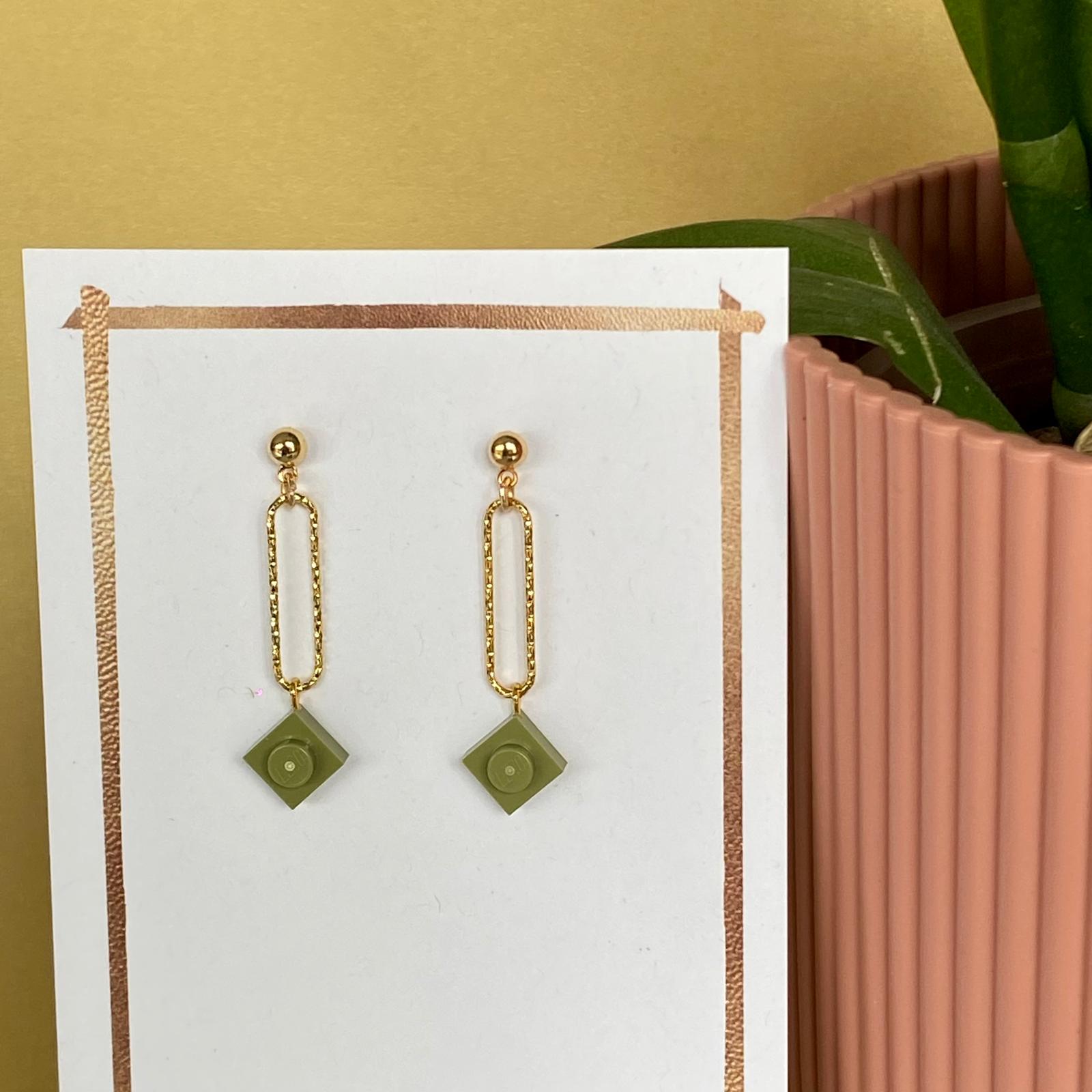 Hammered effect gold earrings - Les Danseuses