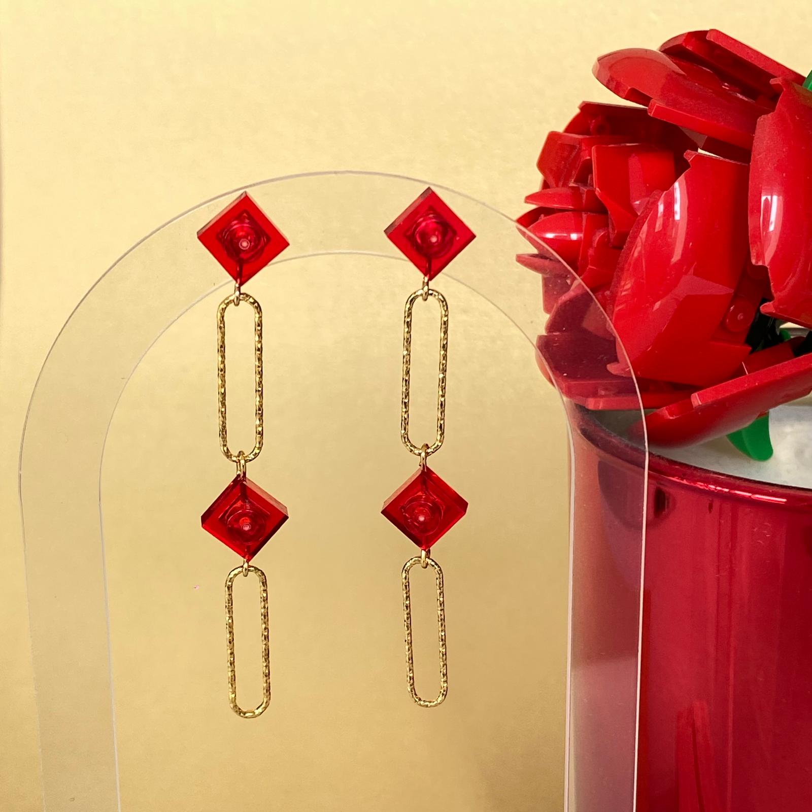 Long earrings with a Lego brick - Les Voltigeuses