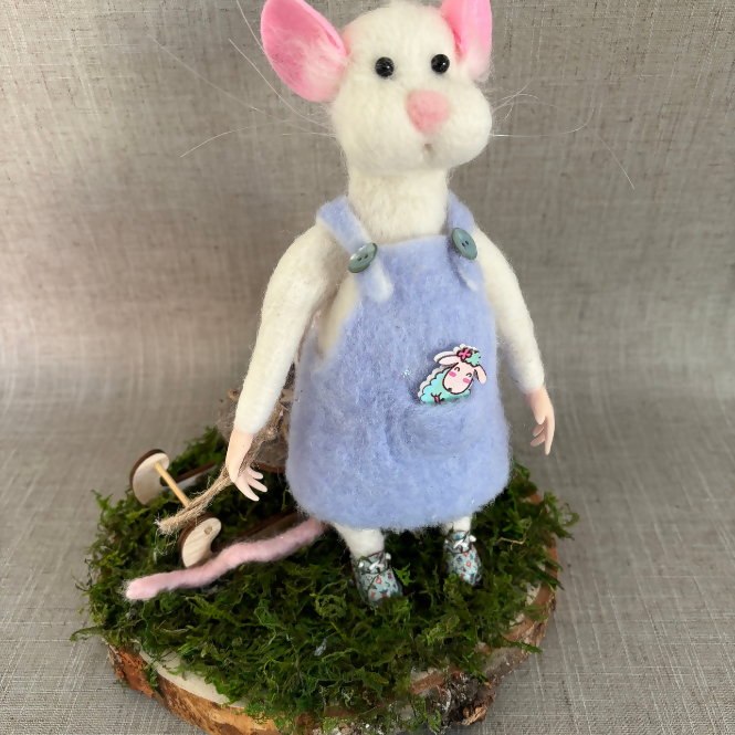 Miss Jingles et son traineau de cadeaux
