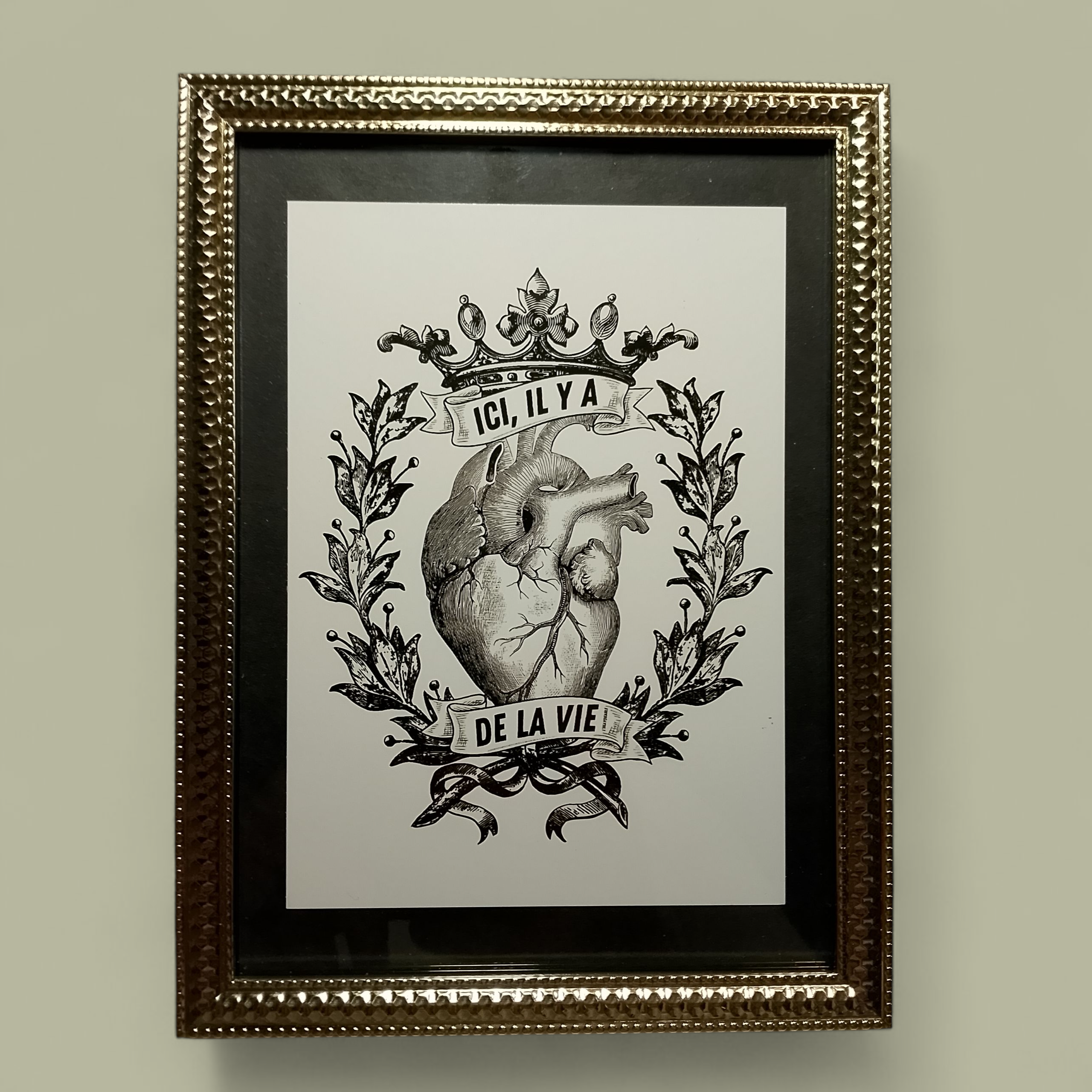 "HERE THERE IS LIFE" frame - Small silver