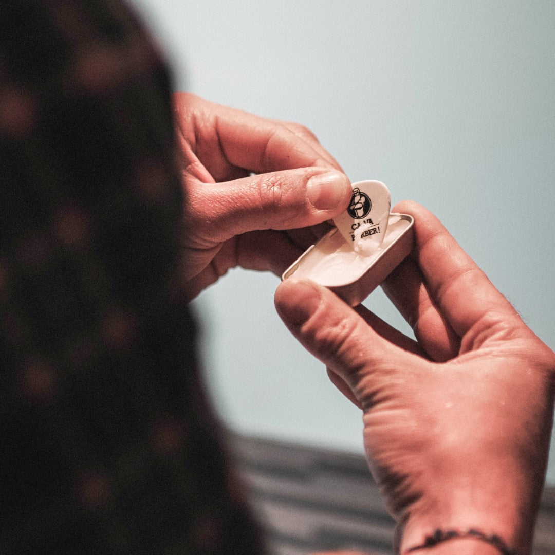 Cire à moustache des champions - Senteur Cuirée