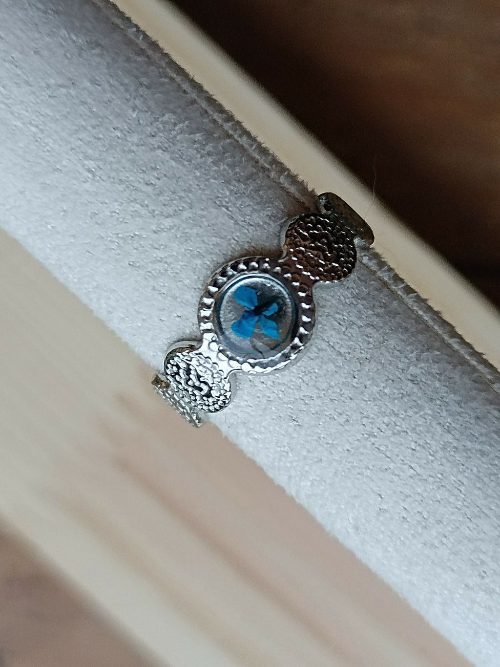 MEL/BT5 5mm Textured Ring