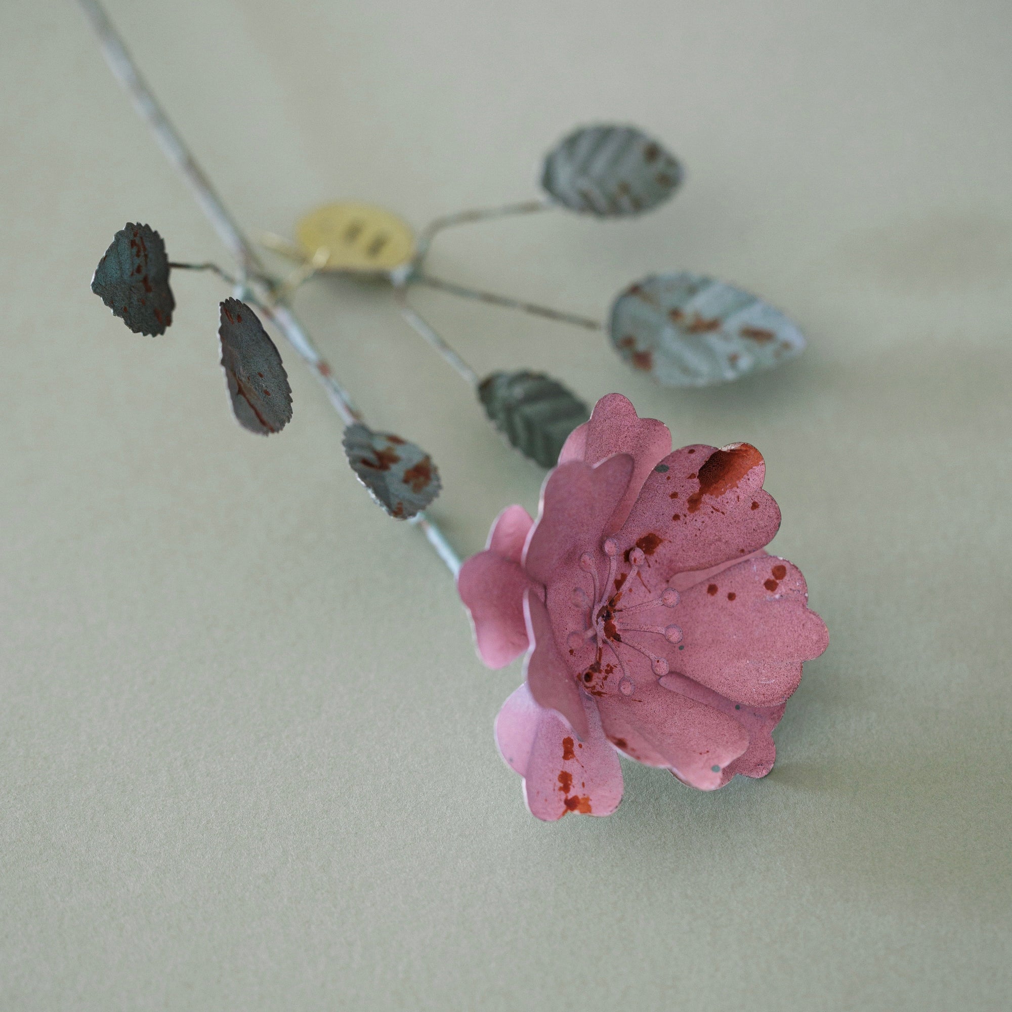 Fleur en laiton Kalika rose