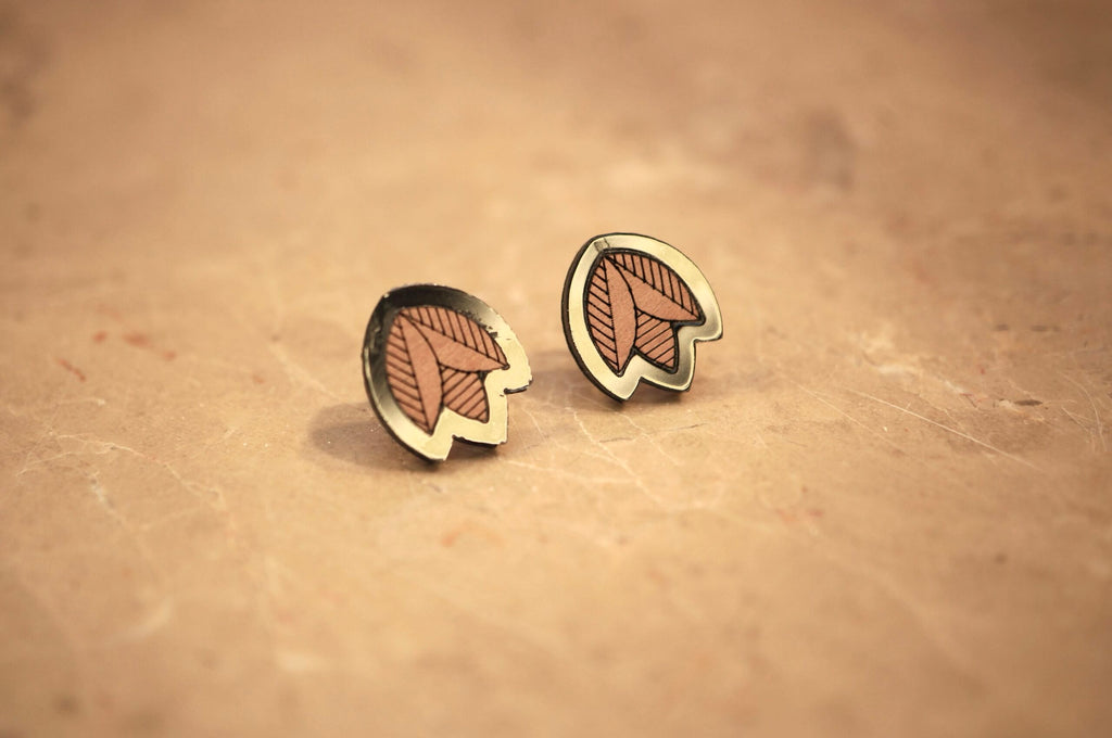 Puces d'oreilles fleurs en bois et plexiglas - Ally - noir