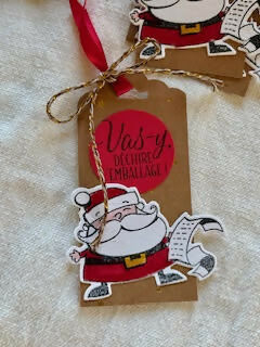 Etiquette cadeau Père Noël avec liste