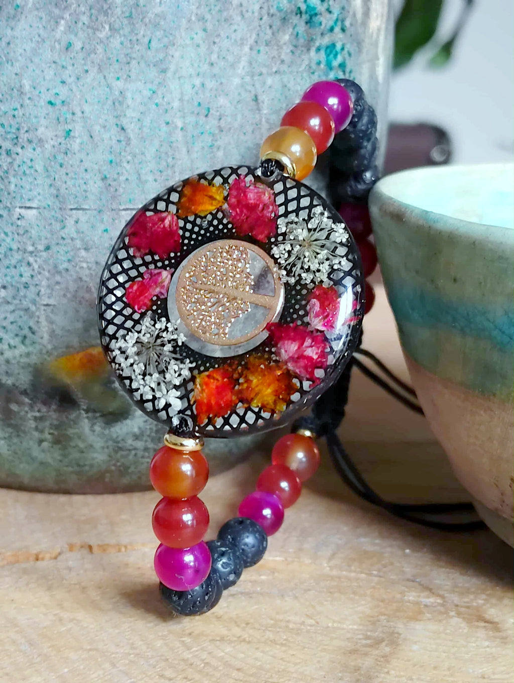 Bracelet  Gypsophiles Fleur de carotte Lave Agate